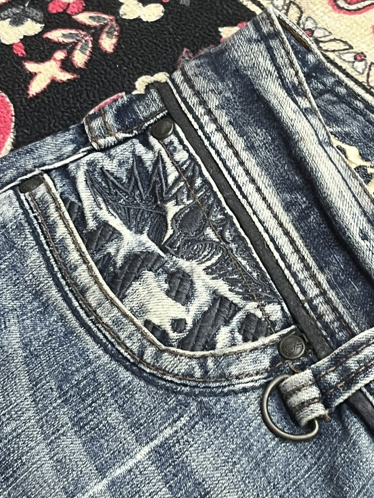 Japanese Brand Vintage Japanese Brand MCD Embroidered Slogan Sashiko Jeans Size US 30 / EU 46 - 6 Thumbnail