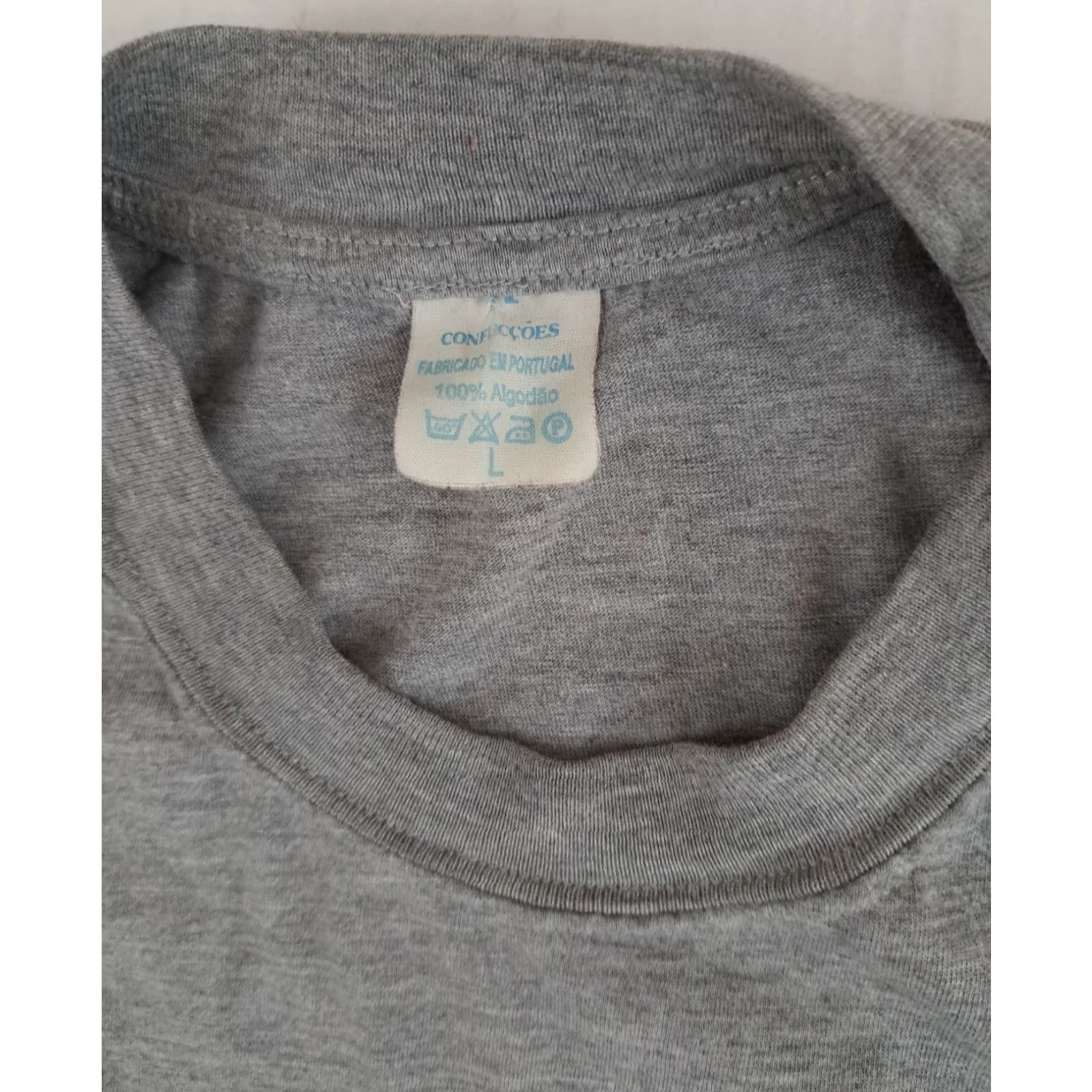 Vintage VINTAGE Lisboa Portugal Grey Large City Print T-Shirt Size US L / EU 52-54 / 3 - 2 Thumbnail