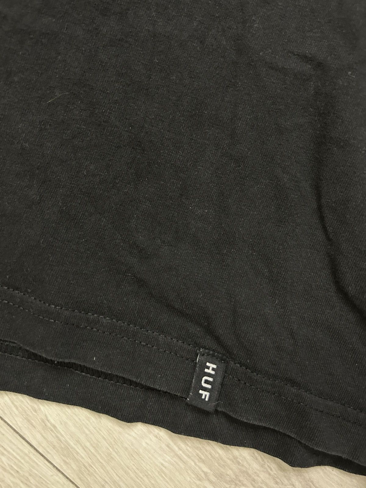 Huf Huf Longsleeve T-shirt Size US L / EU 52-54 / 3 - 4 Thumbnail