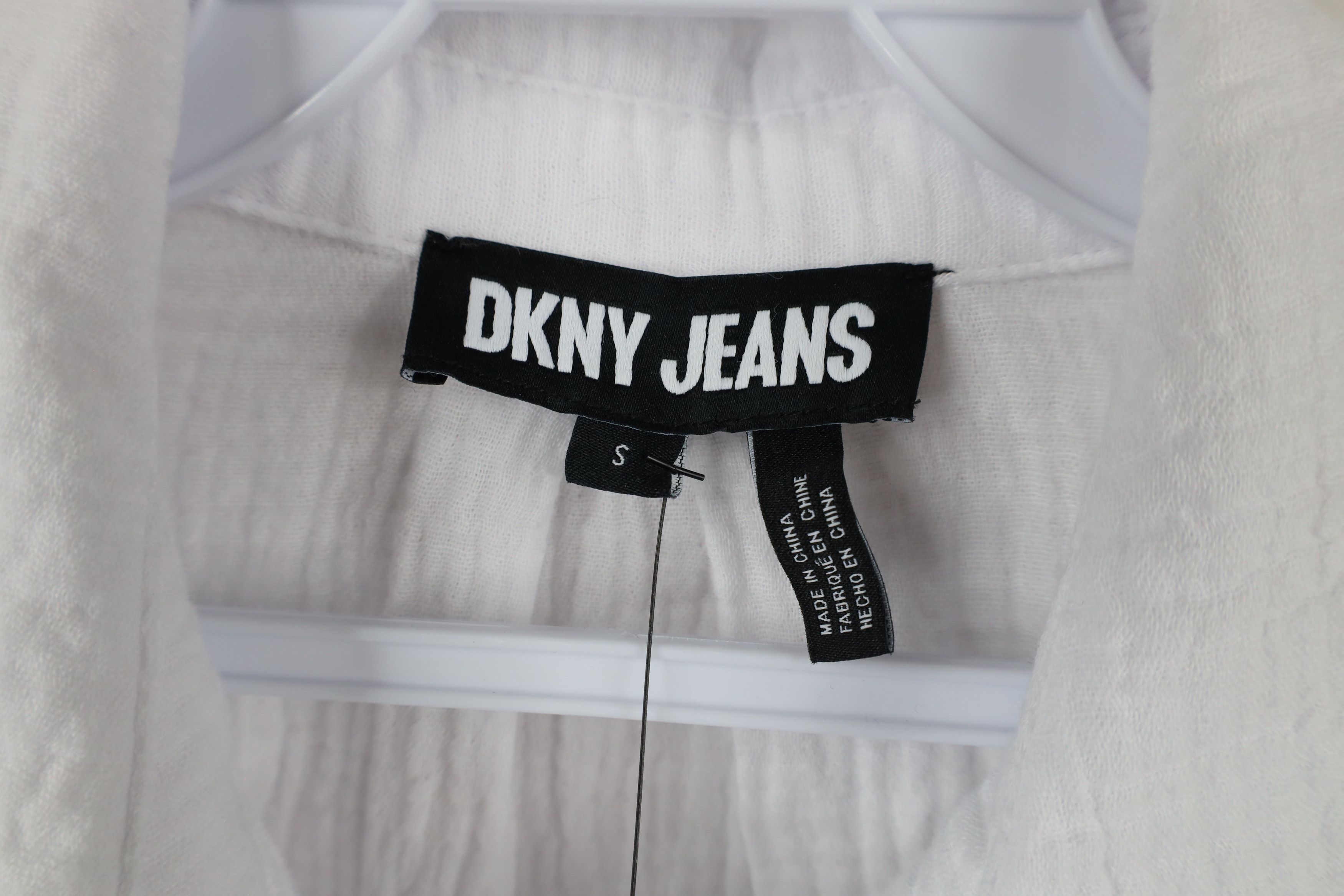 DKNY × Vintage Deadstock Vintage Y2K DKNY Collared Button Shirt White Size S / US 4 / IT 40 - 4 Thumbnail