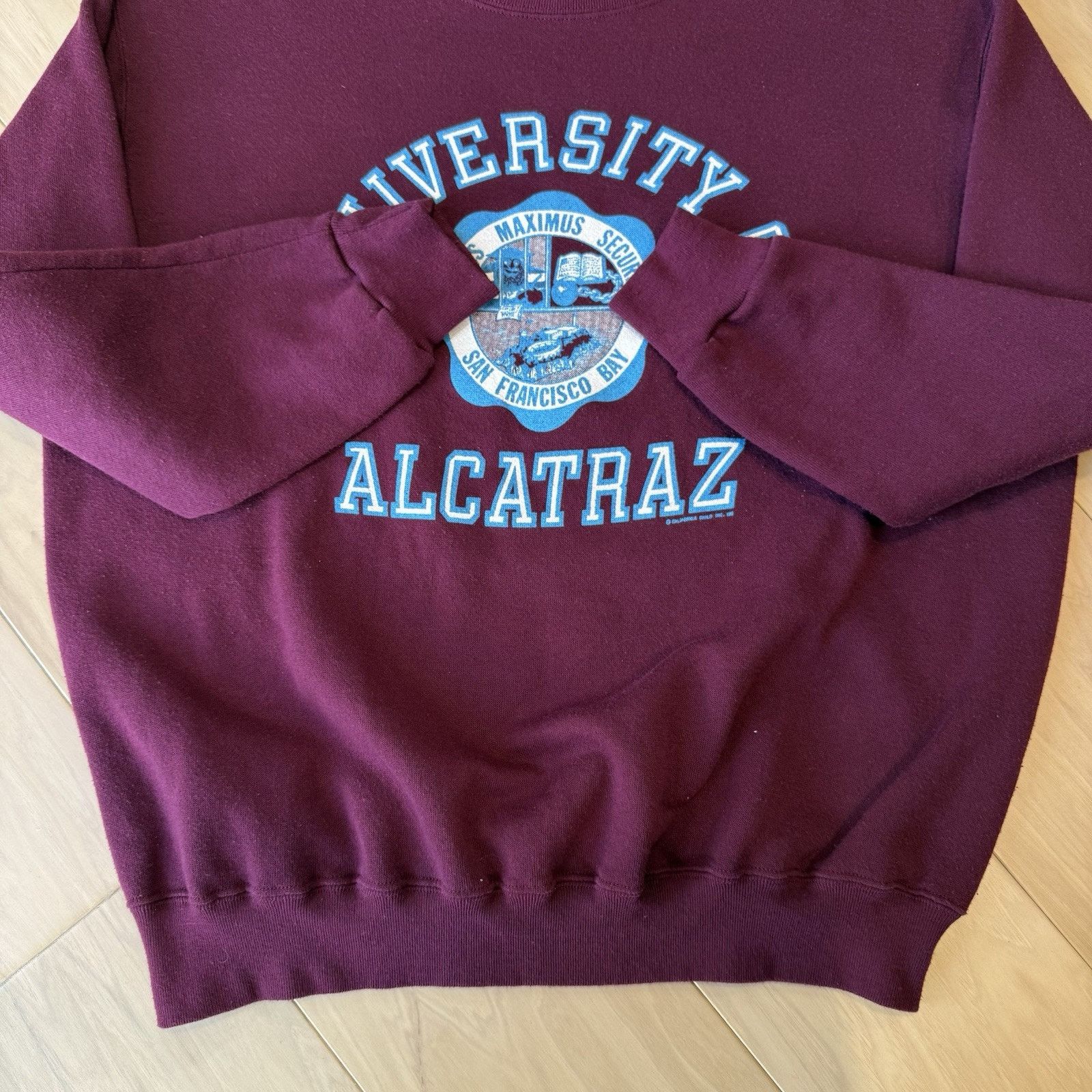 Vintage Vintage University of Alcatraz Sweatshirt XL Maroon 80s Size US XL / EU 56 / 4 - 5 Thumbnail