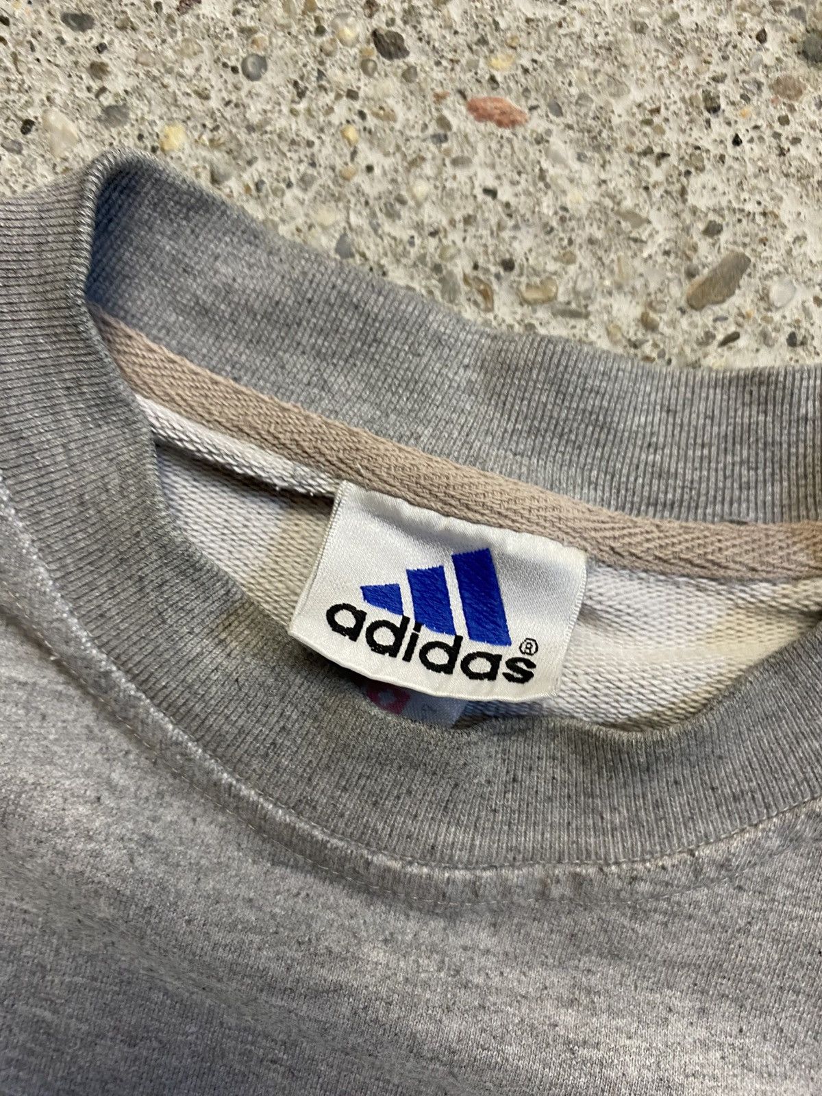 Adidas Adidas vintage sweatshirt central logo boxy oversized Size US L / EU 52-54 / 3 - 6 Thumbnail