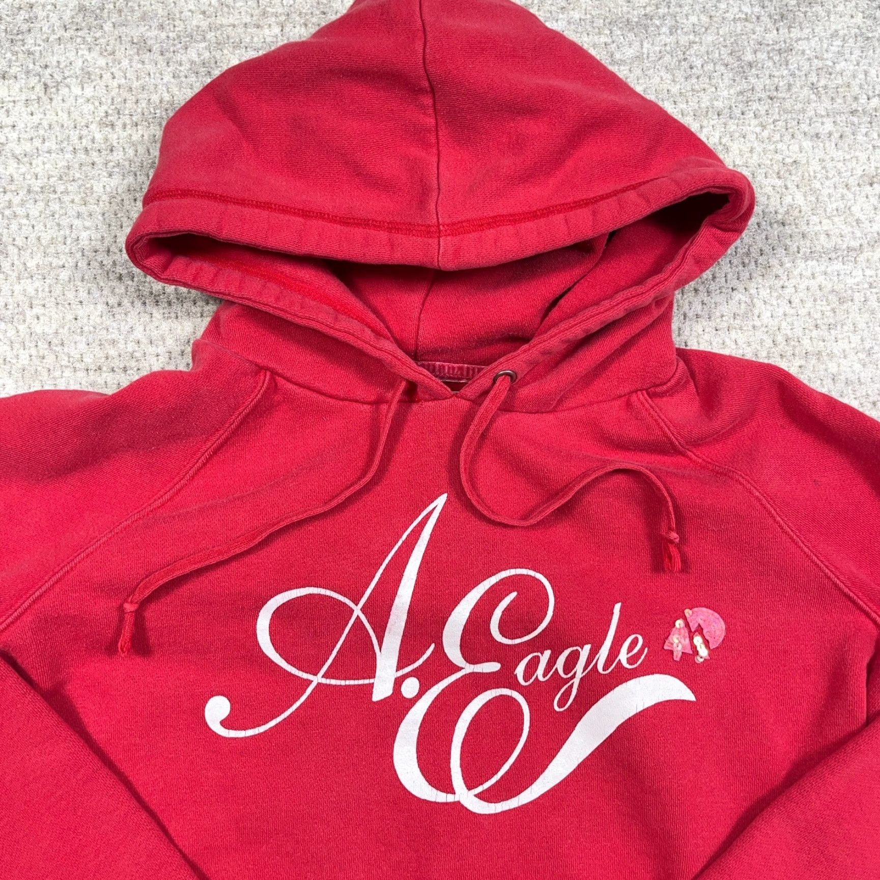 American Eagle Outfitters VINTAGE American Eagle Outfitters Hoodie Women M Red Faded Spell Out AE77 2000s A8 Size M / US 6-8 / IT 42-44 - 2 Thumbnail