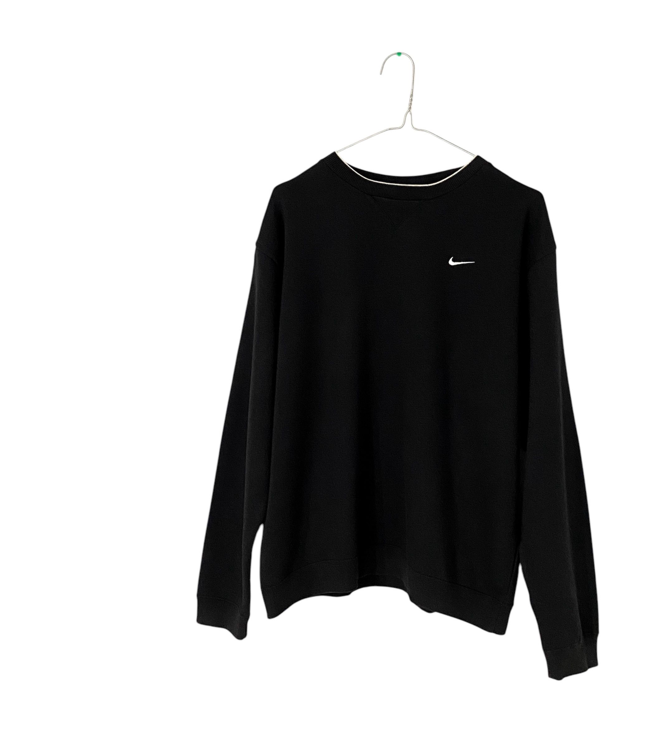 Nike Vintage Nike Embroidered Swoosh Logo Black Sweatshirt Size US S / EU 44-46 / 1 - 1 Thumbnail