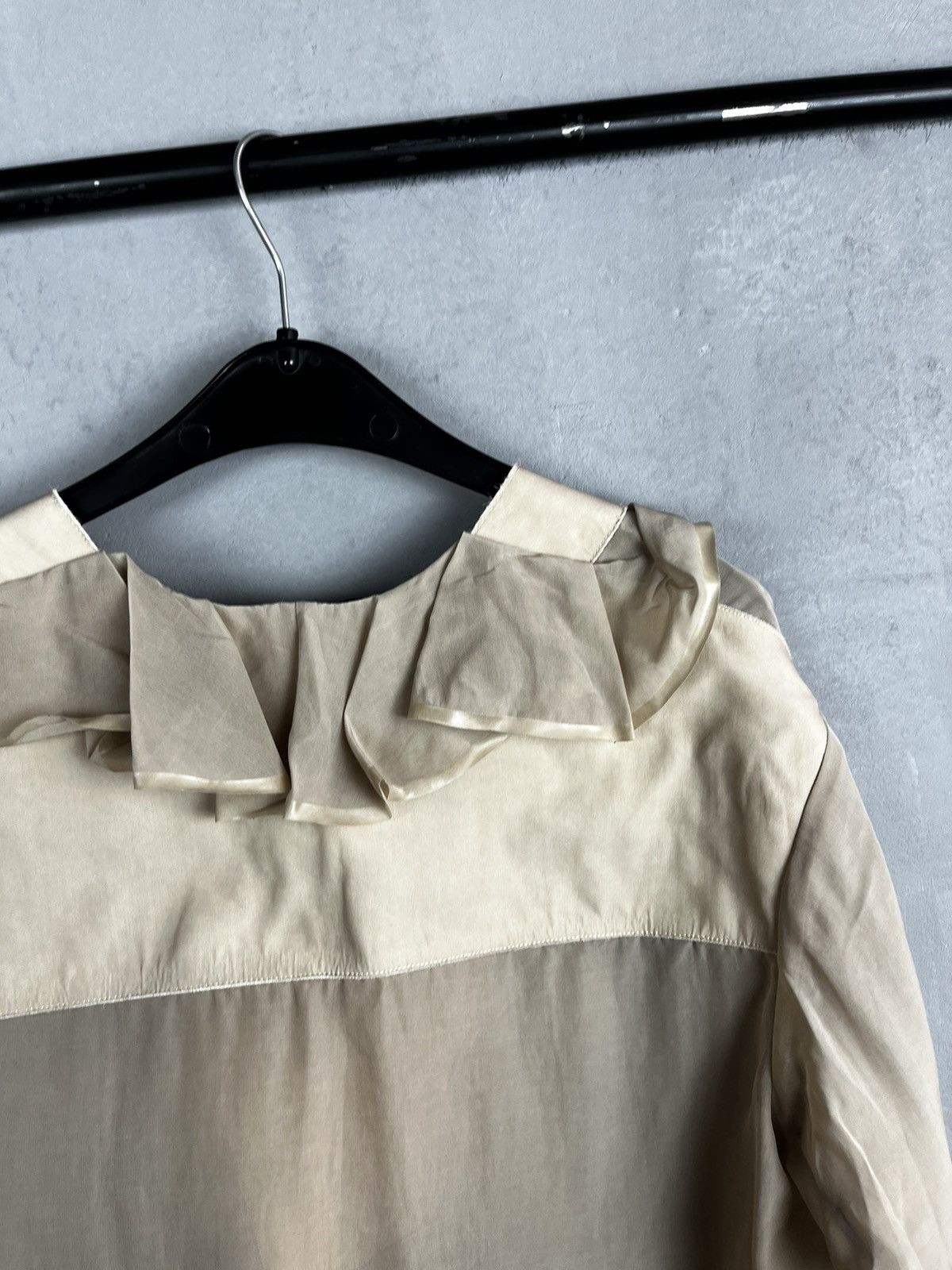 Balenciaga Balenciaga distressed avant garde shirt Size XS / US 0-2 / IT 36-38 - 16 Thumbnail
