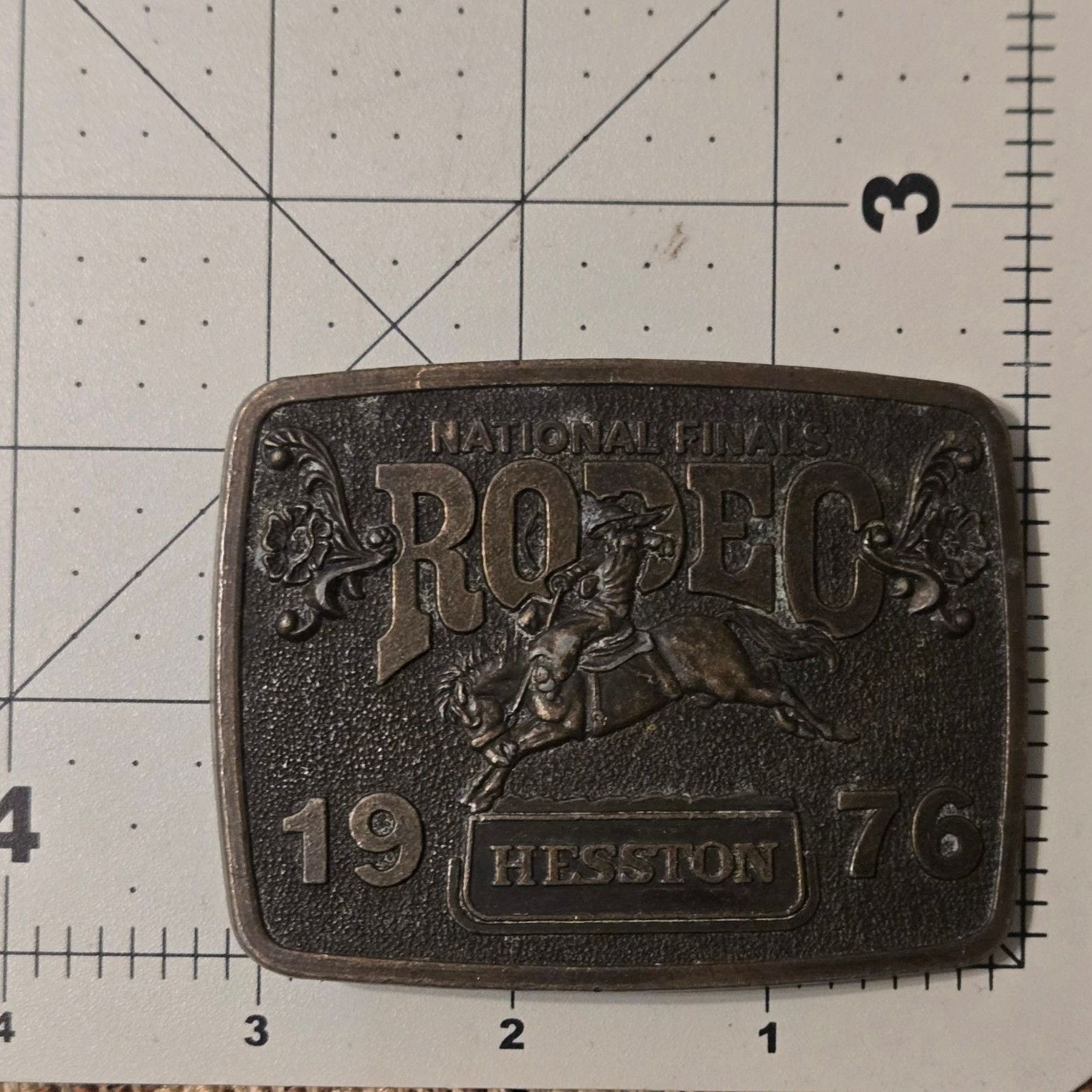 Other 1976 Hesston Rodeo Belt Buckle Vintage NFR Saddle Bronc Cowb Size ONE SIZE - 2 Thumbnail