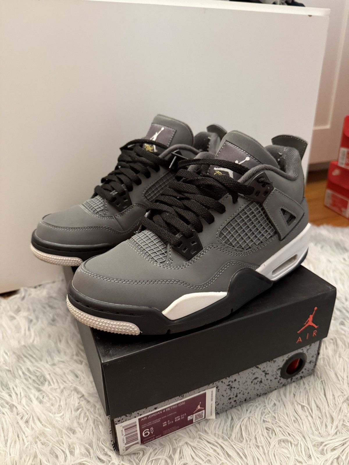 Jordan Brand Air Jordan Retro 4 GS Cool Grey Size US 6.5 / EU 39-40 - 7 Thumbnail