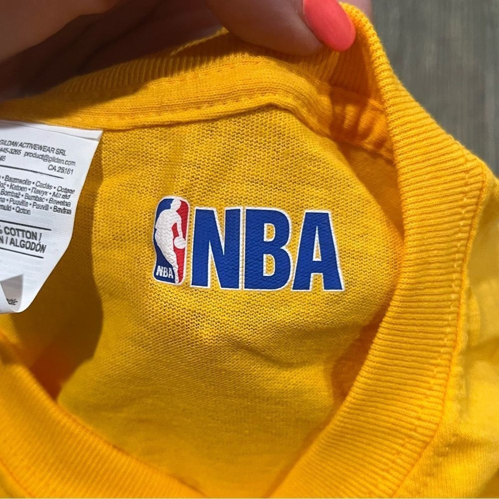 Gildan NWOT Gildan NBA 2 Pack T-Shirts Crewneck Short Sleeve Size L Size US L / EU 52-54 / 3 - 3 Thumbnail