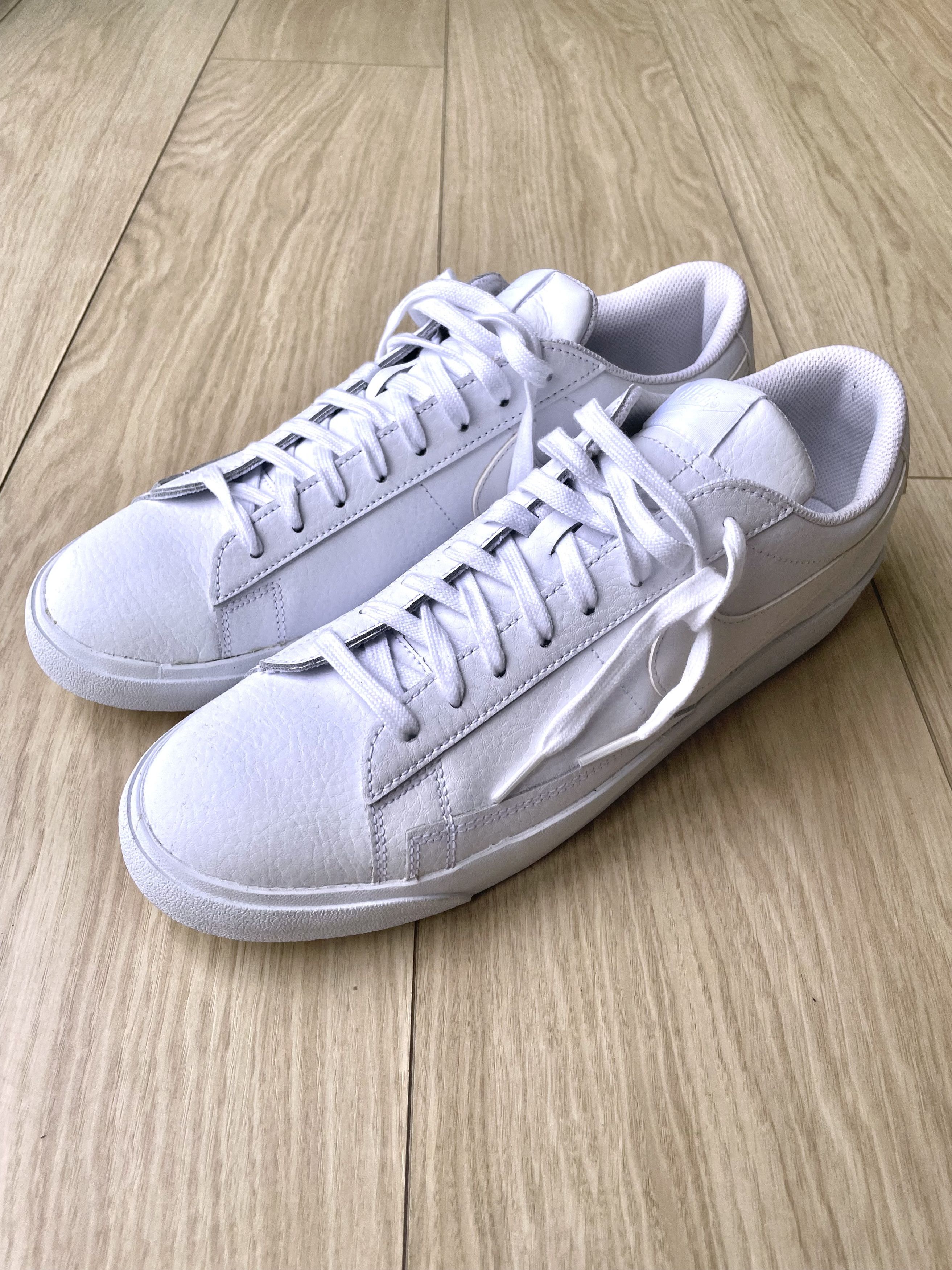 Nike BRAND NEW NIKE BLAZER LOW LE TRIPLE WHITE LEATHER SNEAKERS Size US 12 / EU 45 - 2 Thumbnail