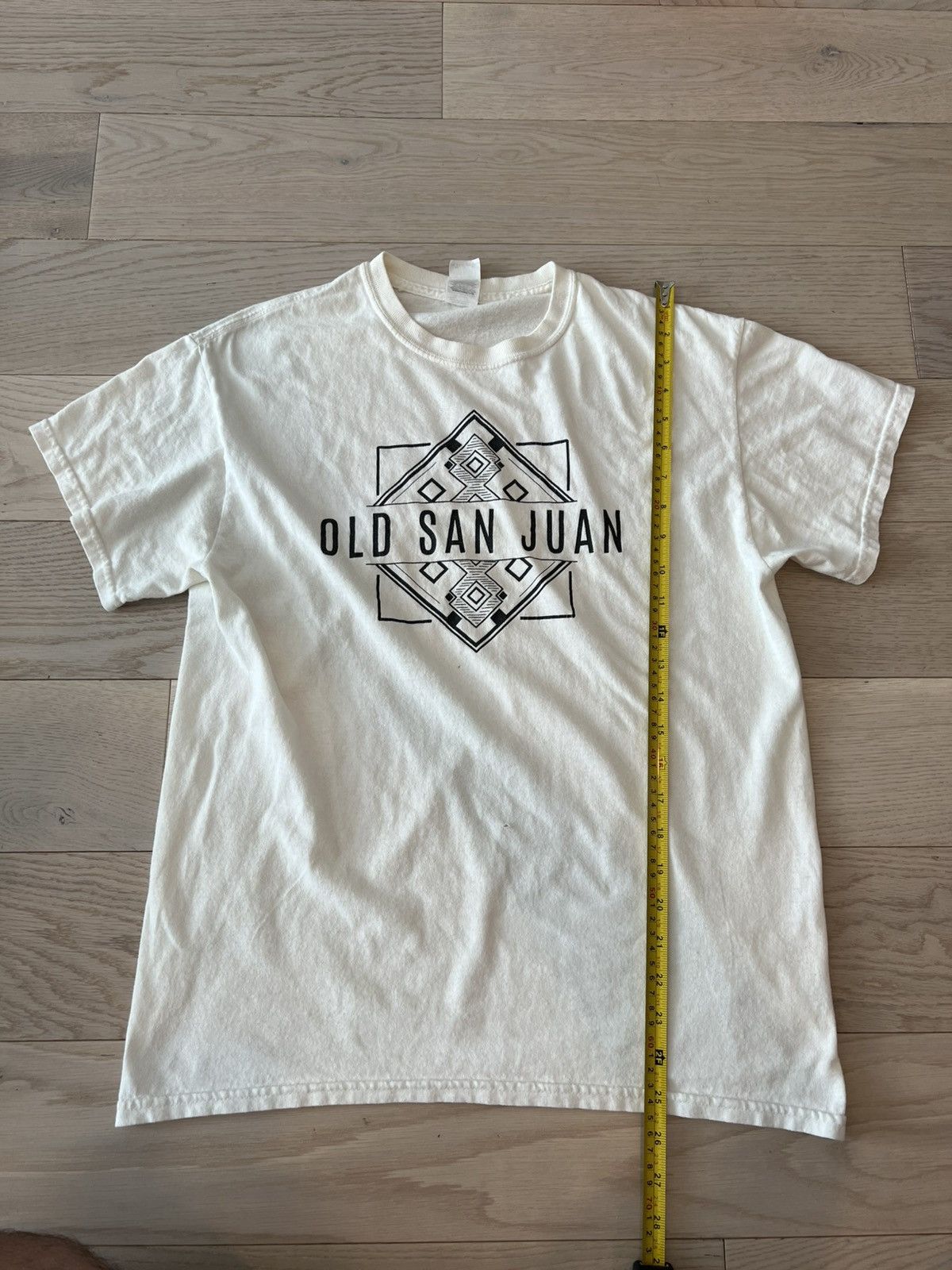 Gildan Gildan Old San Juan White Tribal Graphic Tee Size M Size US M / EU 48-50 / 2 - 6 Thumbnail