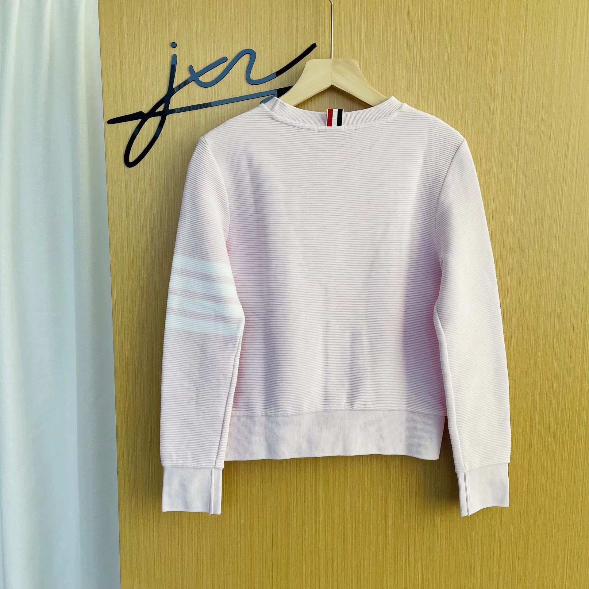 Thom Browne THOM BROWNE Classic 4-Bar Stripe Pink Sweatshirt Women's 36 Size XS / US 0-2 / IT 36-38 - 1 Thumbnail