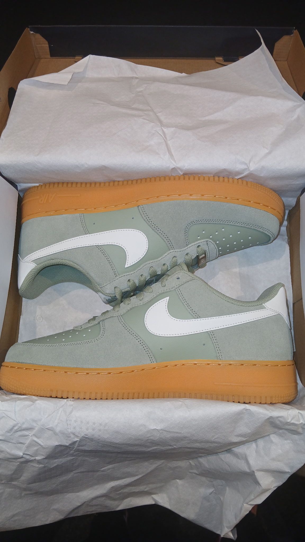 Nike NIKE AIR FORCE 1 07 LV8 Size US 10 / EU 43 - 7 Thumbnail
