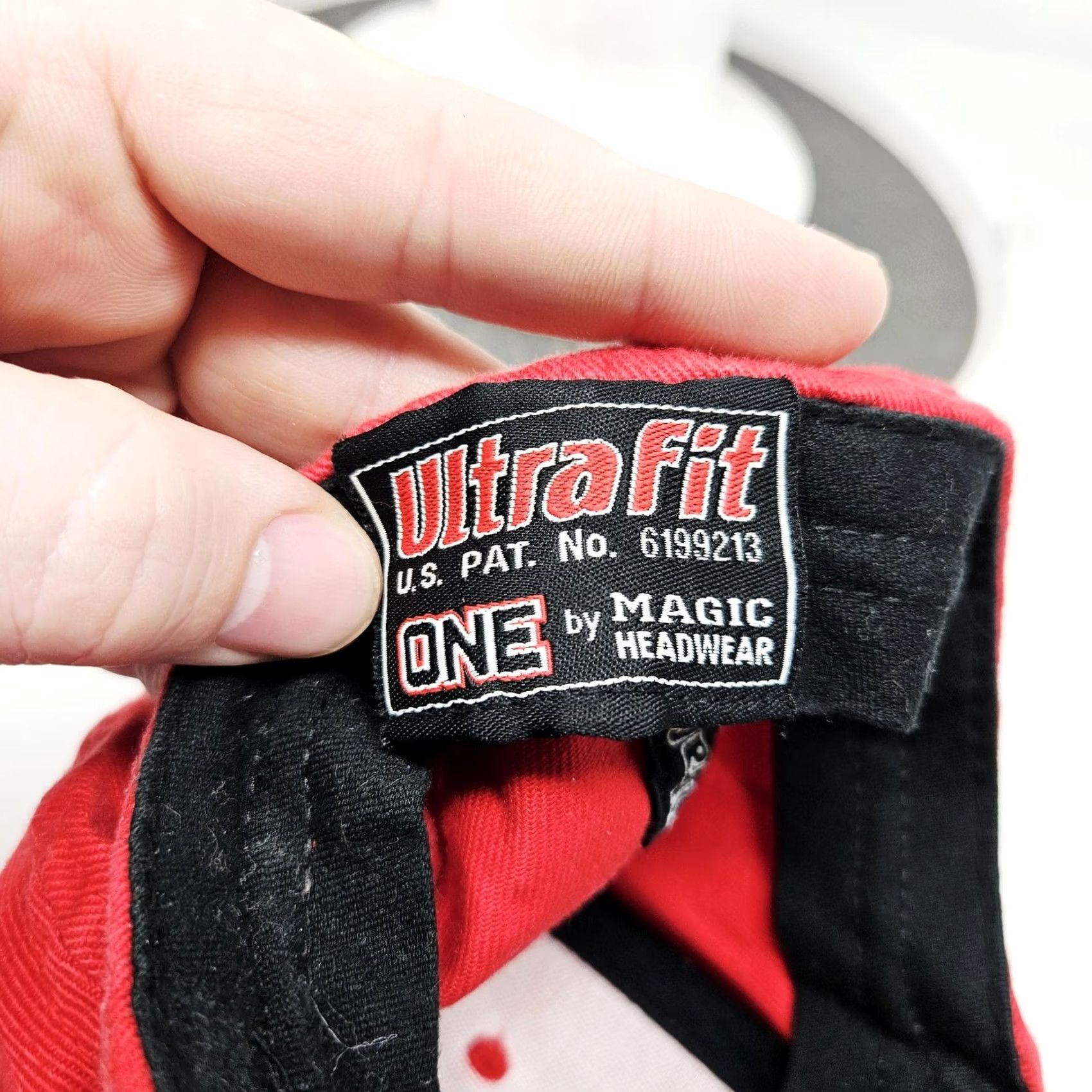 Logo 7 Guitar Hero Hat Cap Baseball Fitted One Size Red Mens Video Game Rock Logo Size ONE SIZE - 7 Thumbnail