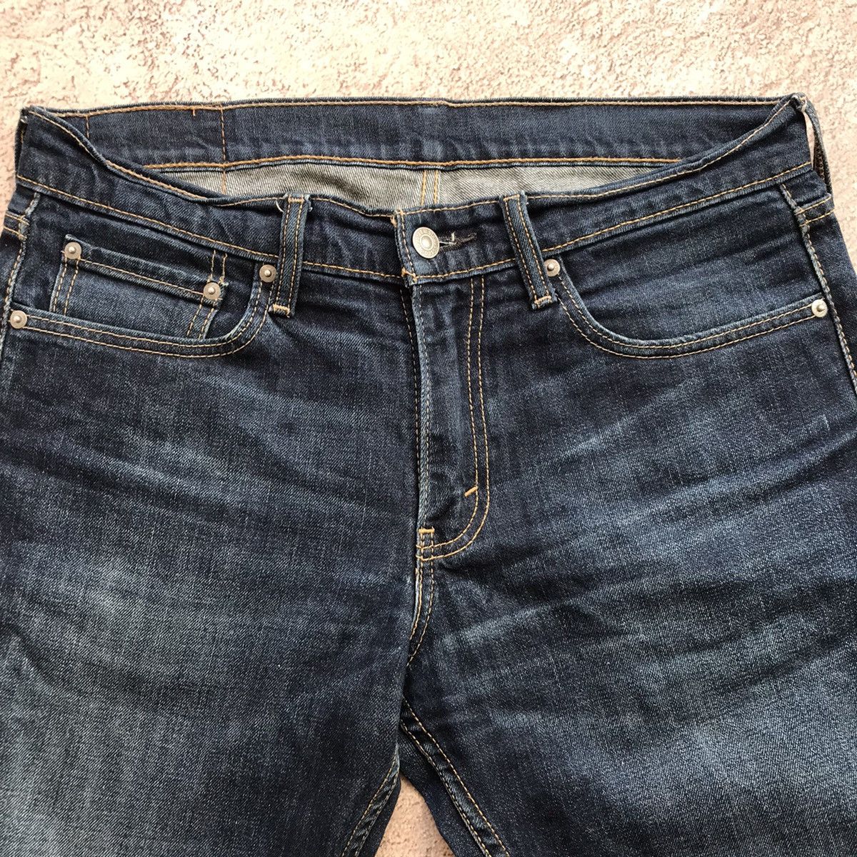 Vintage Vintage Levis Y2K Relaxed Denim Shorts Streetwear Logo 32 Size US 32 / EU 48 - 2 Thumbnail