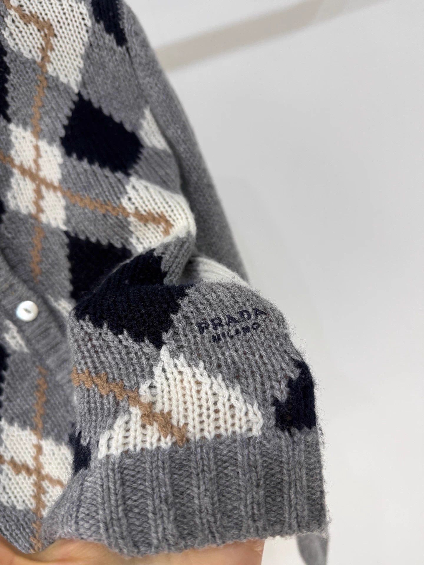 Prada Prada 26SS Argyle Cashmere Cardigan 36 Size XS / US 0-2 / IT 36-38 - 3 Thumbnail