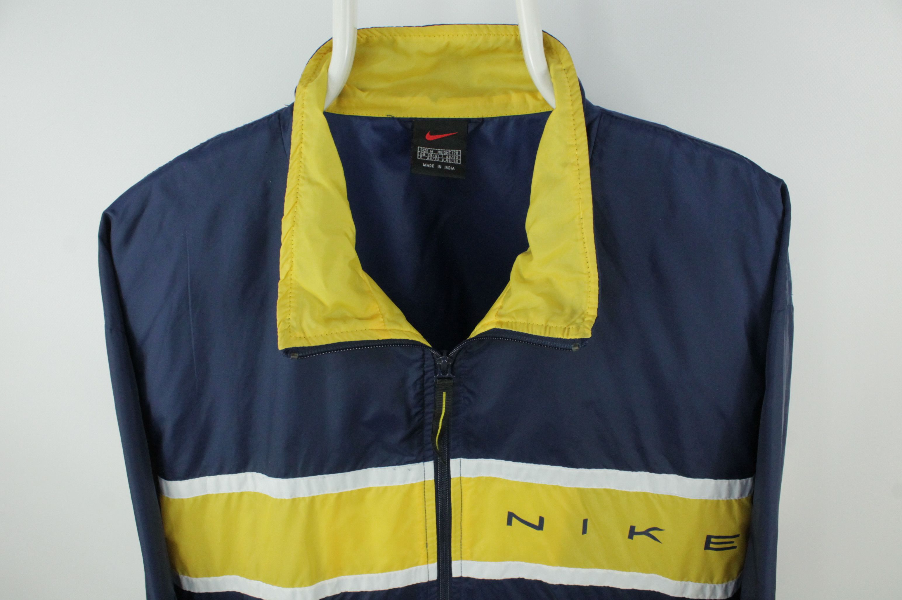 Nike Vintage 90's Nike Windbreaker Light Track Jacket Size US M / EU 48-50 / 2 - 2 Thumbnail