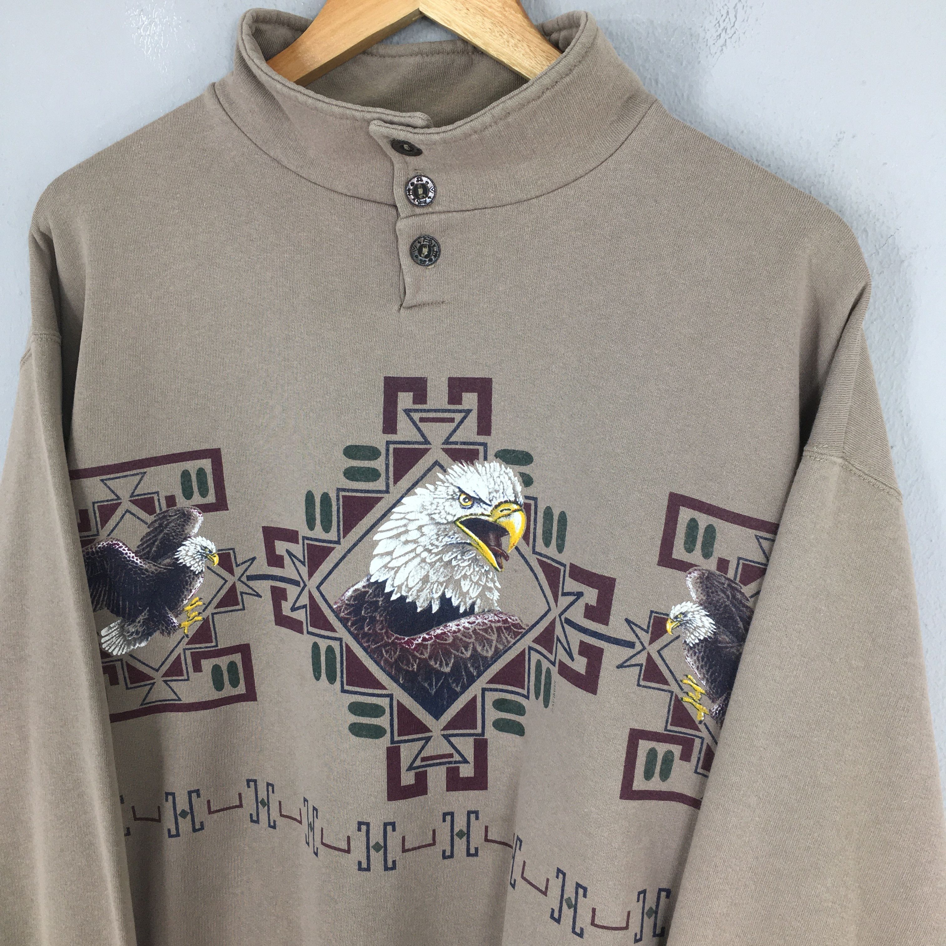 American Eagle Outfitters × Habitat Vintage 90s Eagles Hawk Native American Sweatshirt Large Size US L / EU 52-54 / 3 - 3 Thumbnail