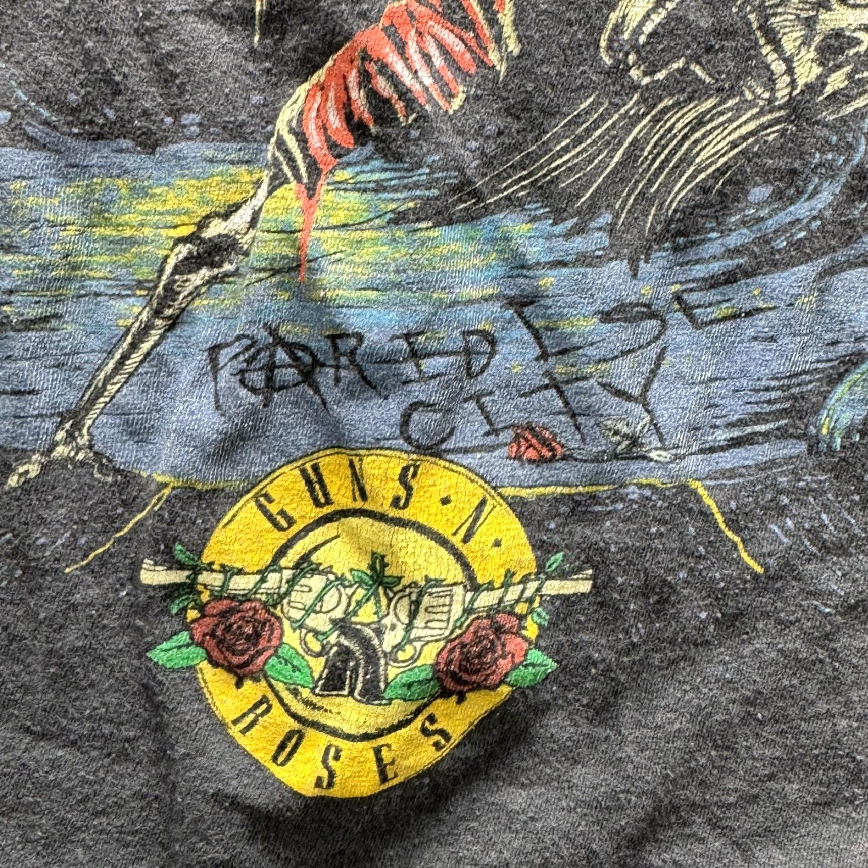 Paradise Guns N' Roses Shirt Mens XL Black Paradise City Graphic Tee Rock Band Skate Size US XL / EU 56 / 4 - 7 Thumbnail