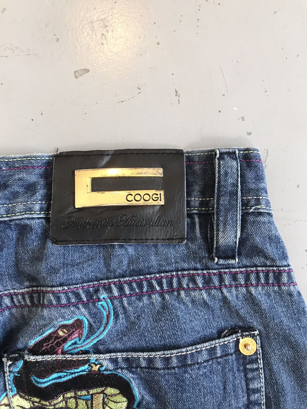 Coogi × Vintage Vintage Coogi sword ⚔️ sneck embroidered denim Size US 32 / EU 48 - 17 Thumbnail