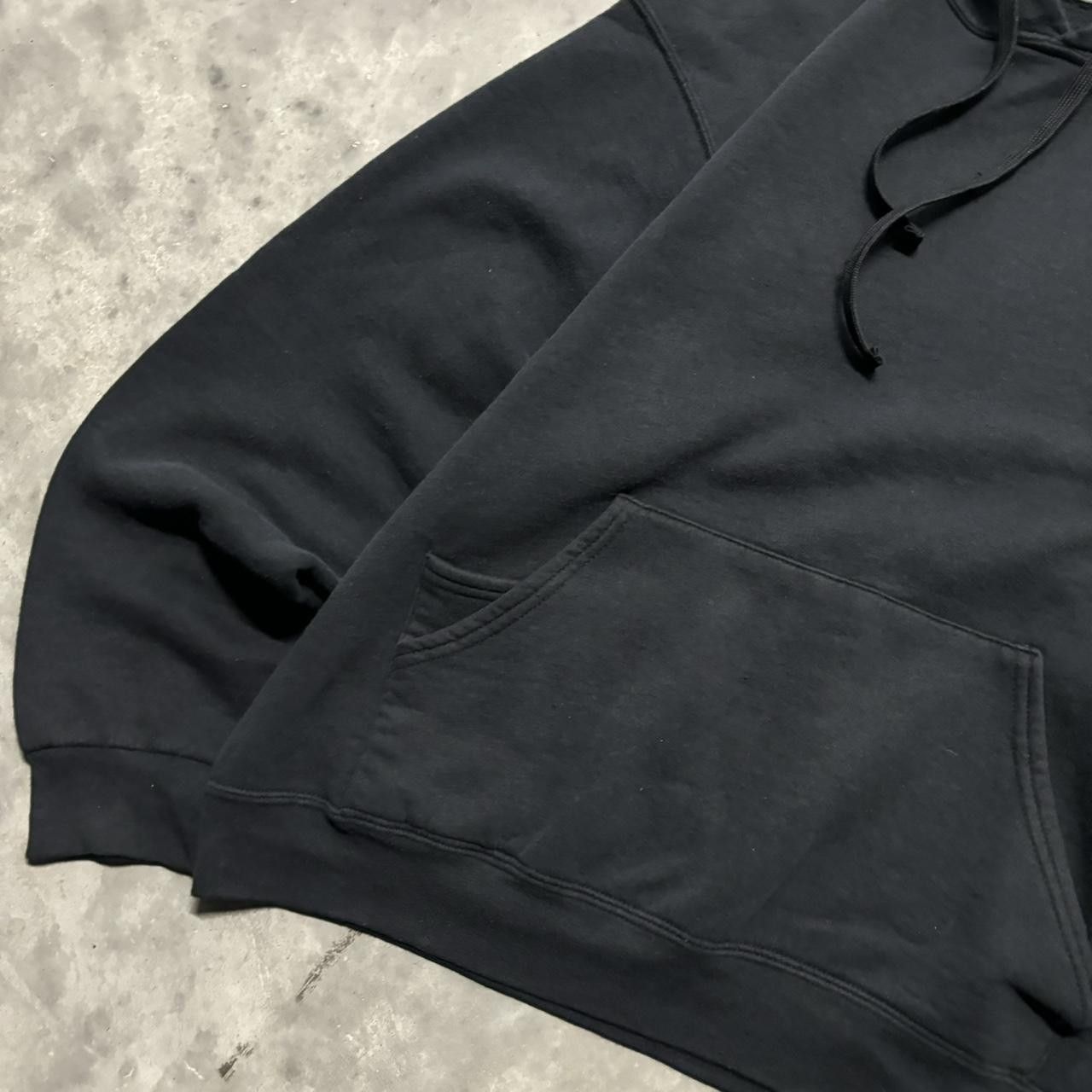 Russell Athletic × Vintage Crazy Vintage Y2K/2000s Black Blank Russell Style Essential Pullover Hoodie! Size US S / EU 44-46 / 1 - 3 Thumbnail