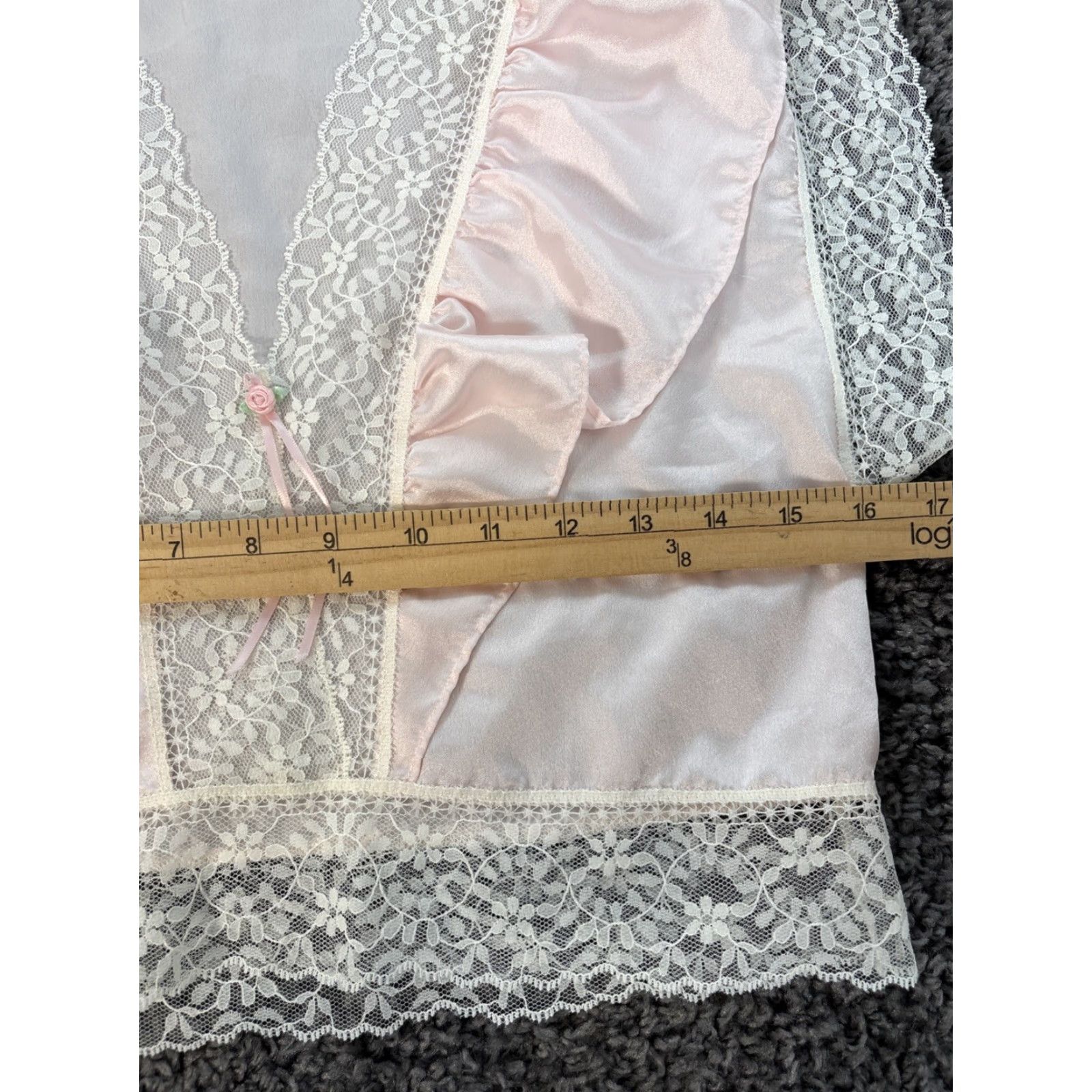 Vintage VINTAGE Lily Of France Top Sleepware Sleeveless Pink Floral Lace 90s lingerie S Women Size S / US 4 / IT 40 - 3 Thumbnail