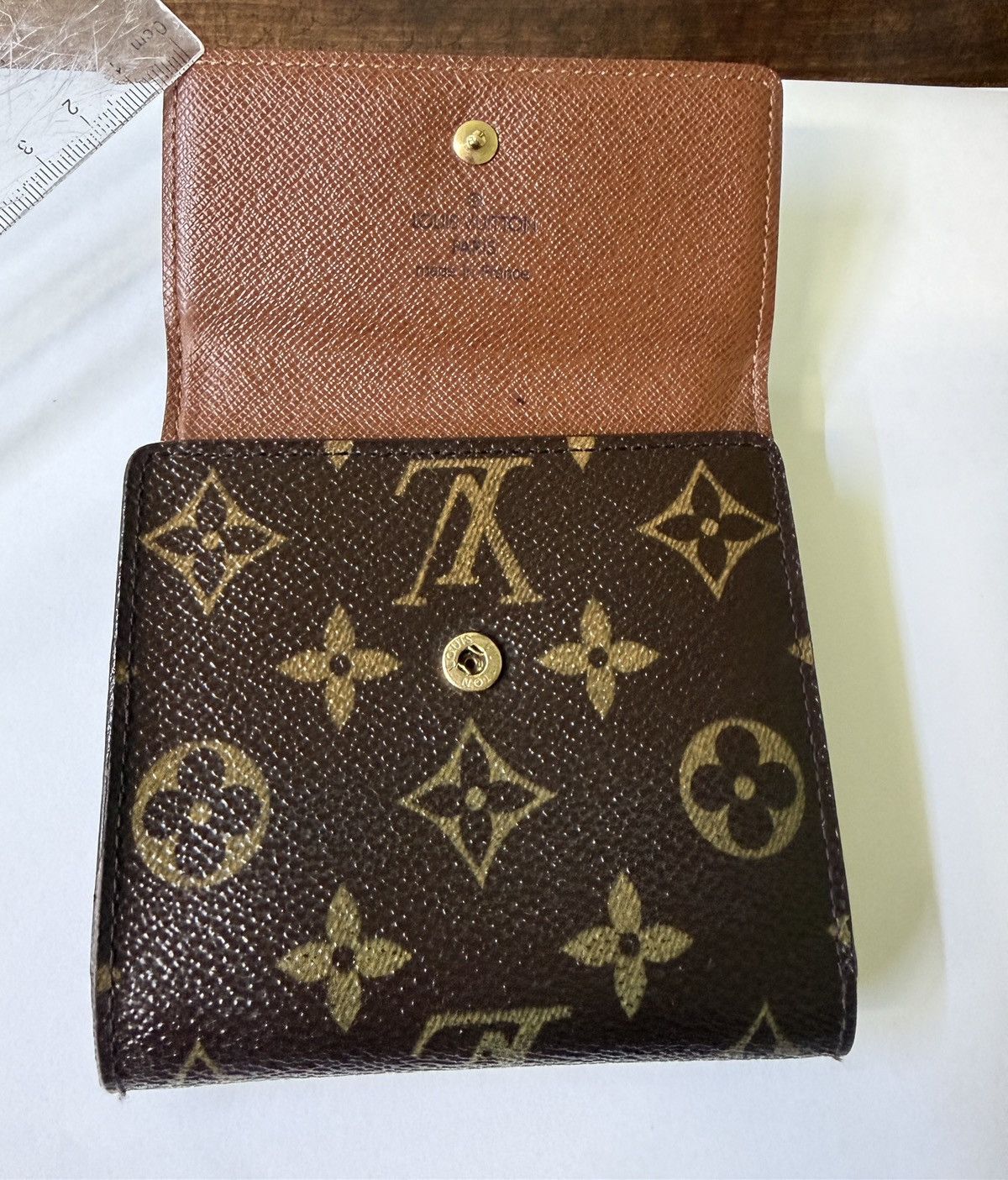 Louis Vuitton Louis Vuitton Wallet Size ONE SIZE - 7 Thumbnail