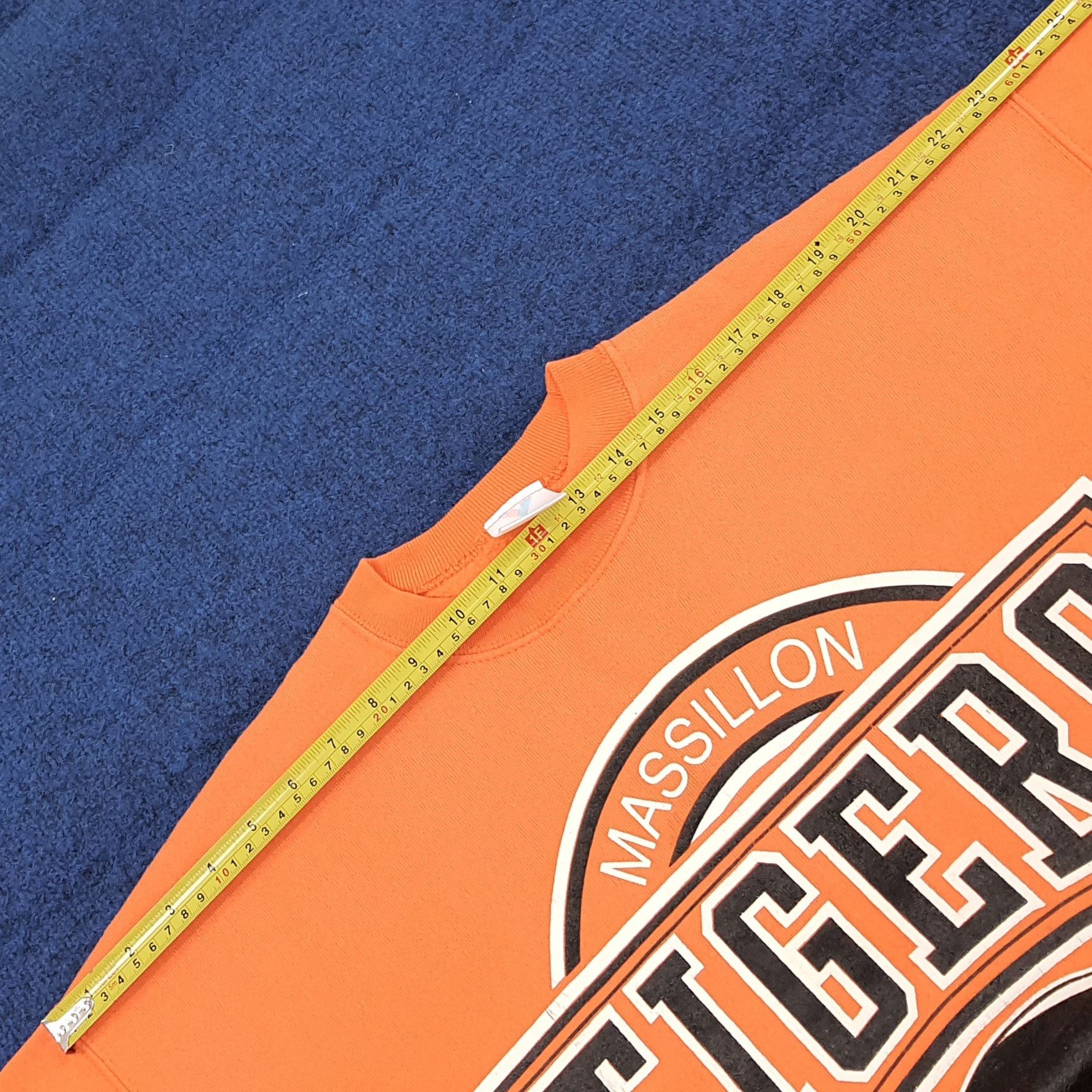 NFL Vintage Massillon Tigers Football Team Sweatshirt C251N28 Size US L / EU 52-54 / 3 - 8 Thumbnail