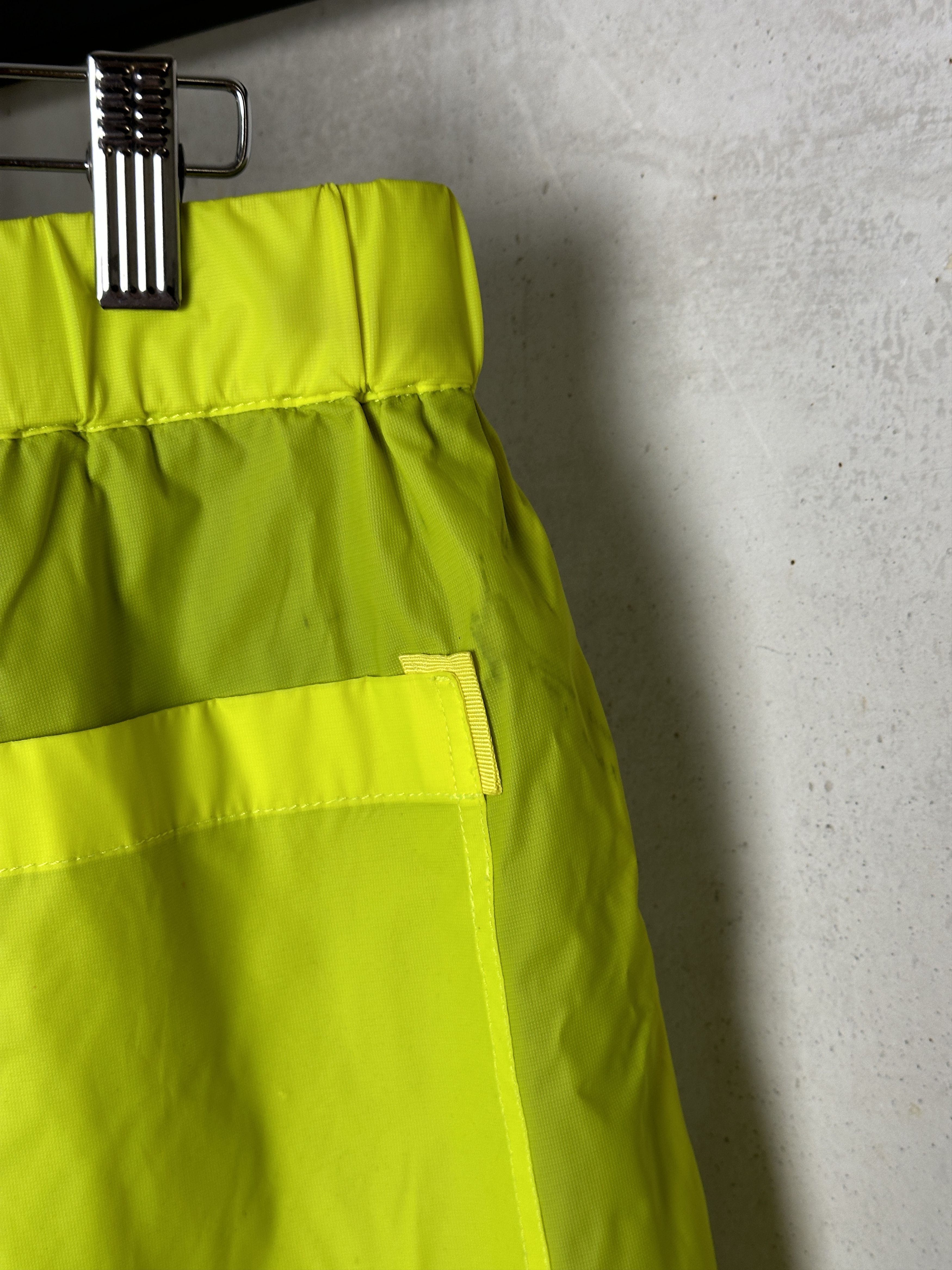 Acne Studios Acne Studios Yellow Ripstop Neon Shorts Size US 34 / EU 50 - 7 Thumbnail