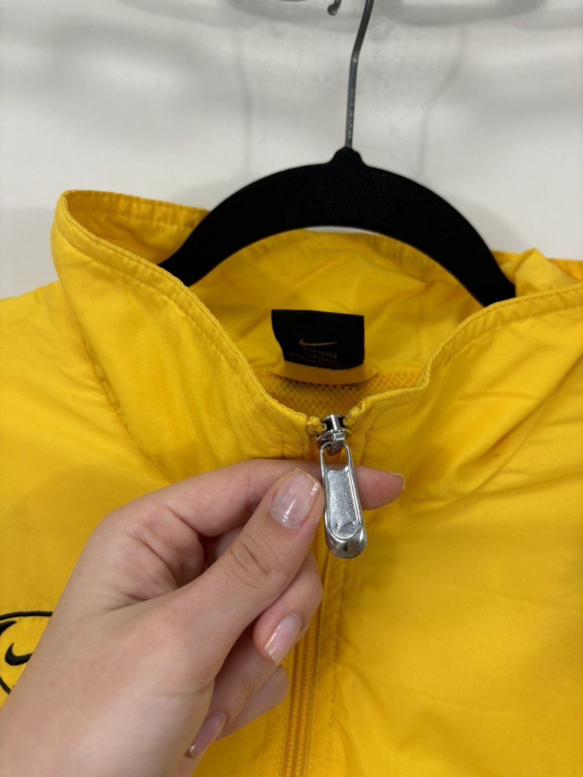Nike Vintage Nike Y2K Retro Hype Yellow Swoosh Nylon Track Jacket Size US M / EU 48-50 / 2 - 15 Thumbnail