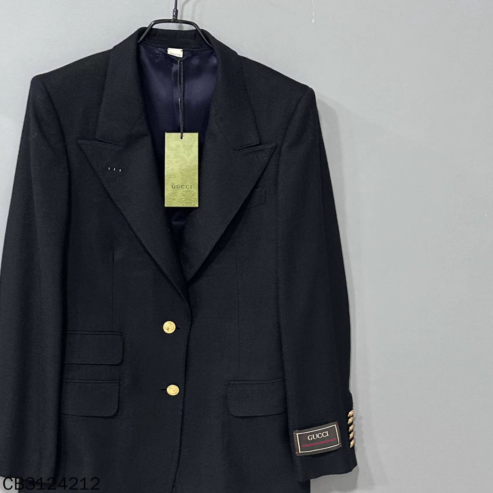 Gucci GUCCI new cuff logo gold buttons blazer 42 Size M / US 6-8 / IT 42-44 - 2 Thumbnail