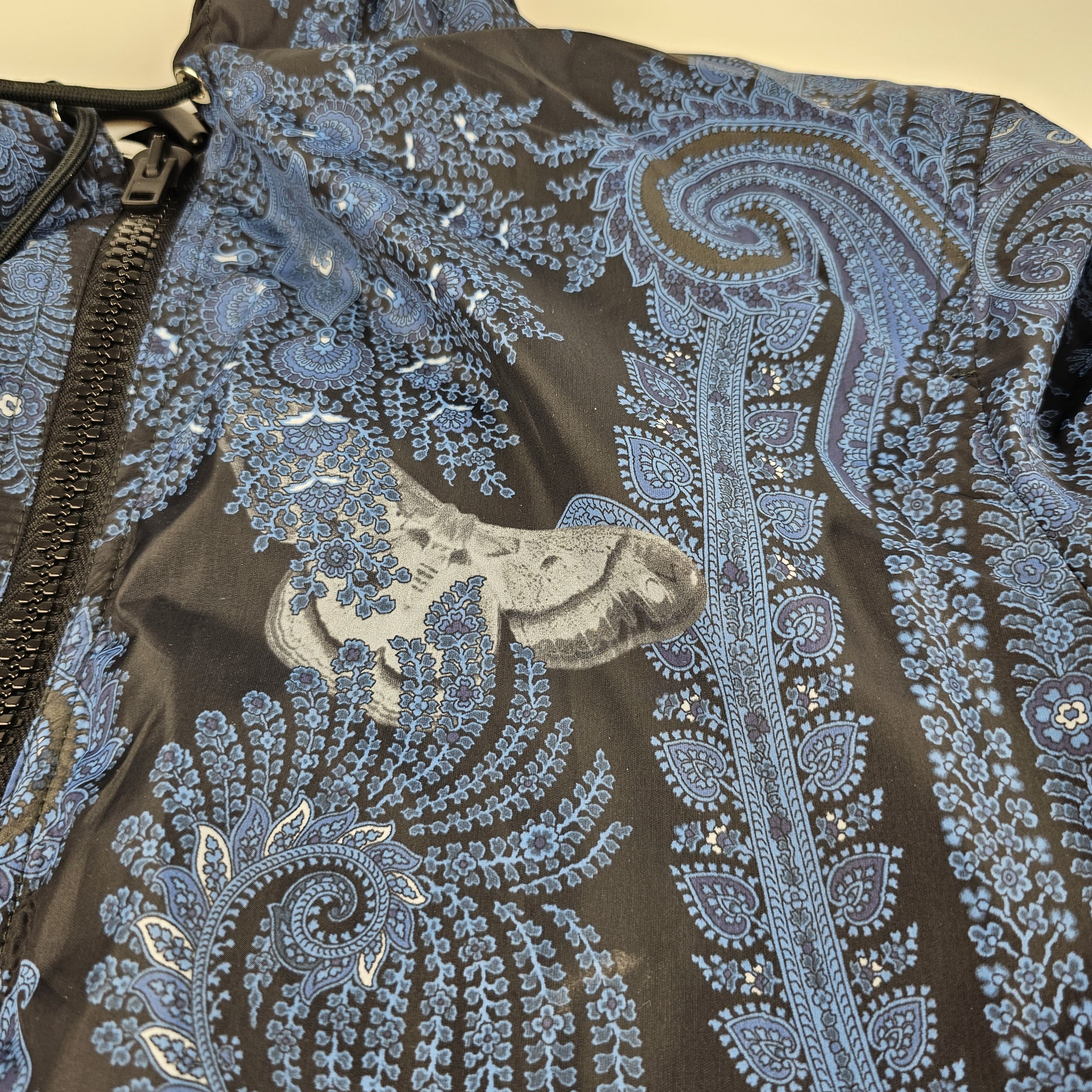 Givenchy Givenchy Blue Floral Jacket Size M New Size US M / EU 48-50 / 2 - 3 Thumbnail
