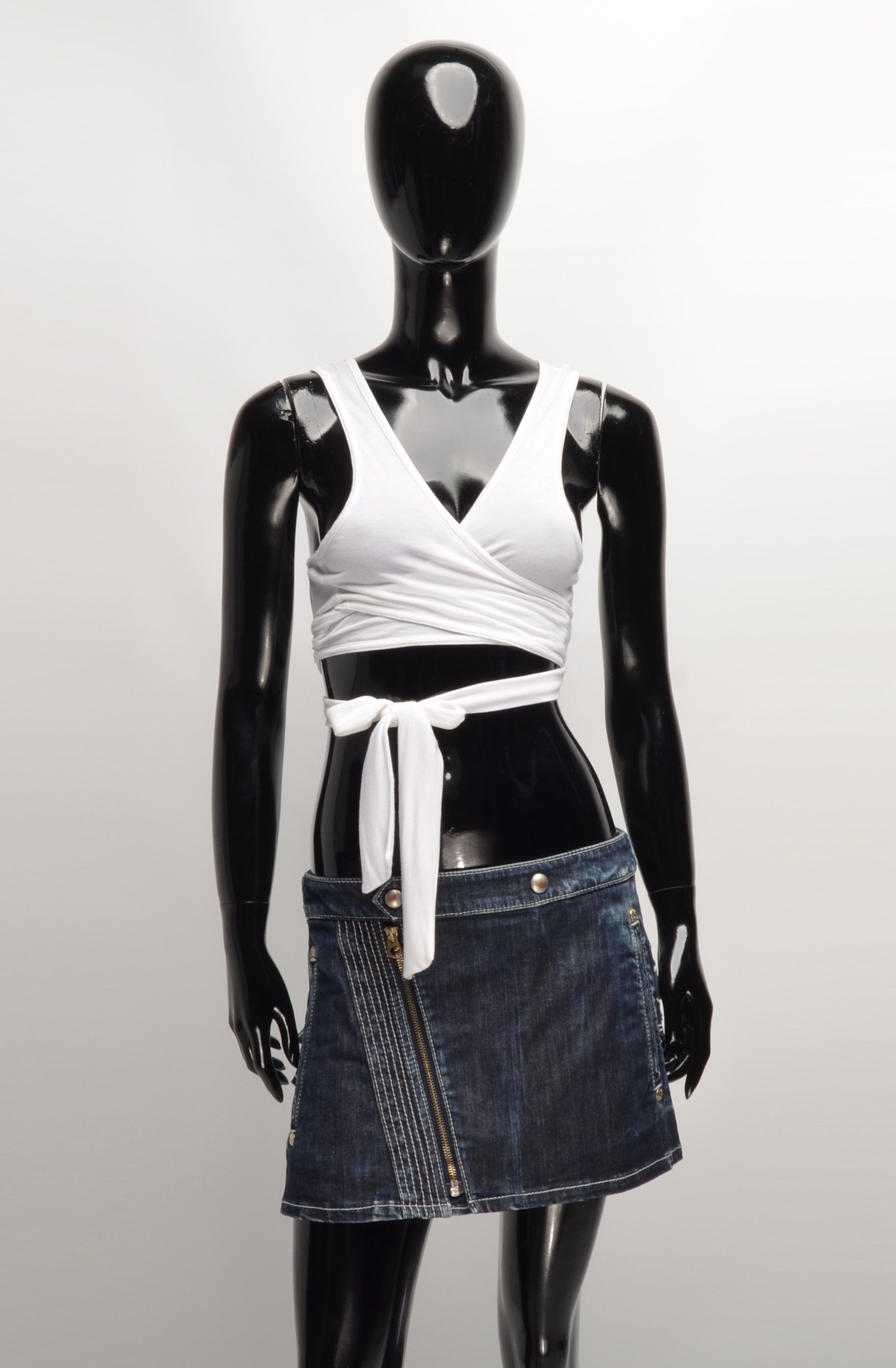 Vintage Nolita North Little Italy Y2K Cropped Top with Ties Size M / US 6-8 / IT 42-44 - 1 Thumbnail