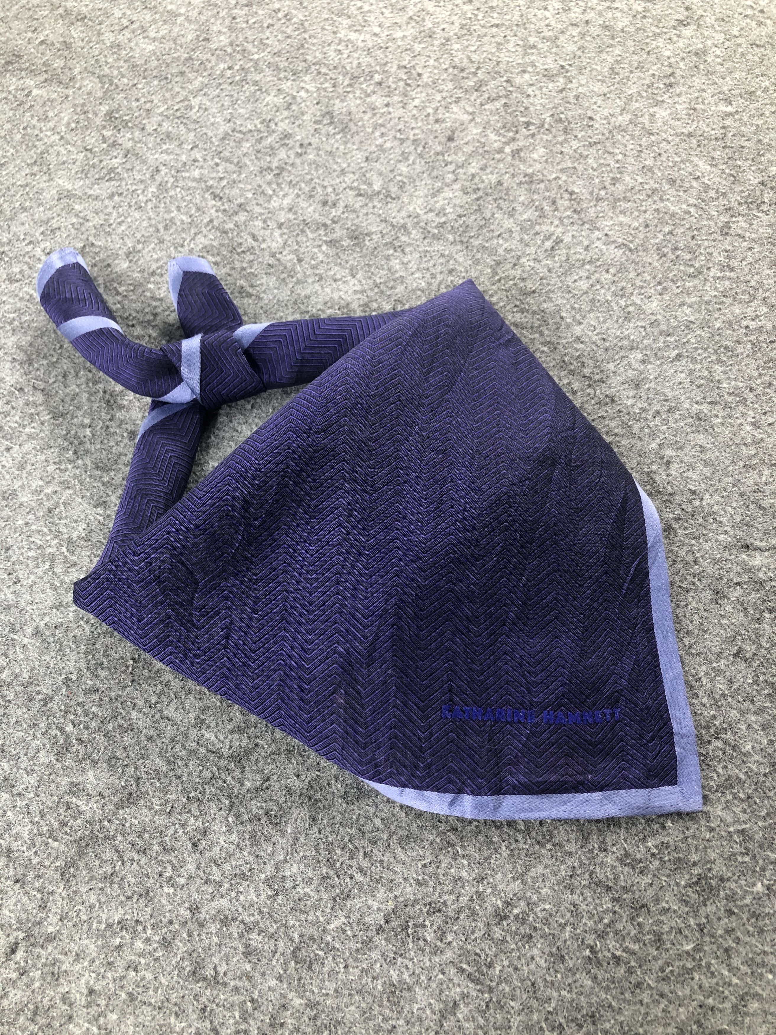 Katharine Hamnett London × Vintage Katharine Hamnett Handkerchief / Bandana / Neckerchief Size ONE SIZE - 1 Thumbnail
