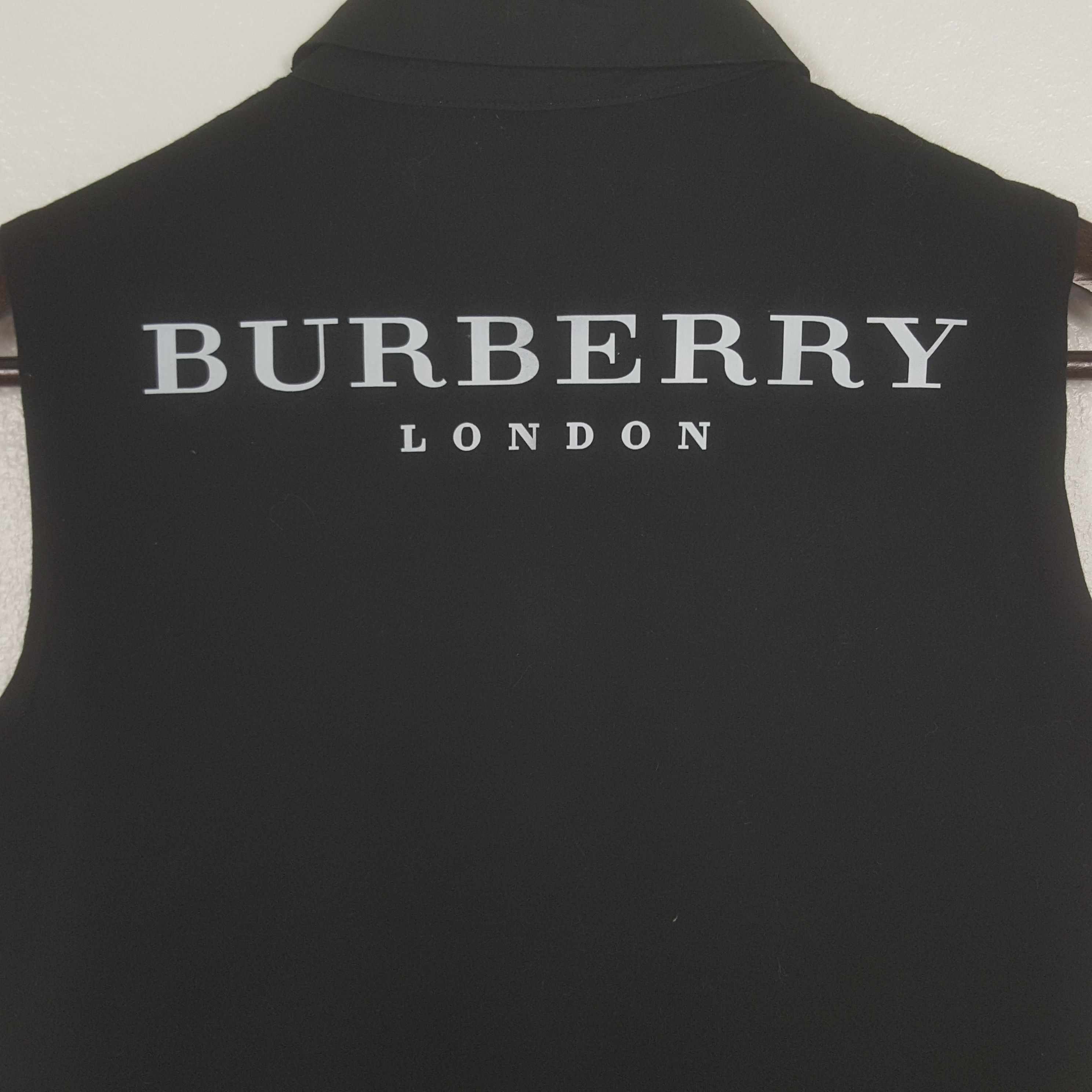 Burberry Vintage Burberry London Custom Spell Out Vest Shirt Size XS / US 0-2 / IT 36-38 - 2 Thumbnail