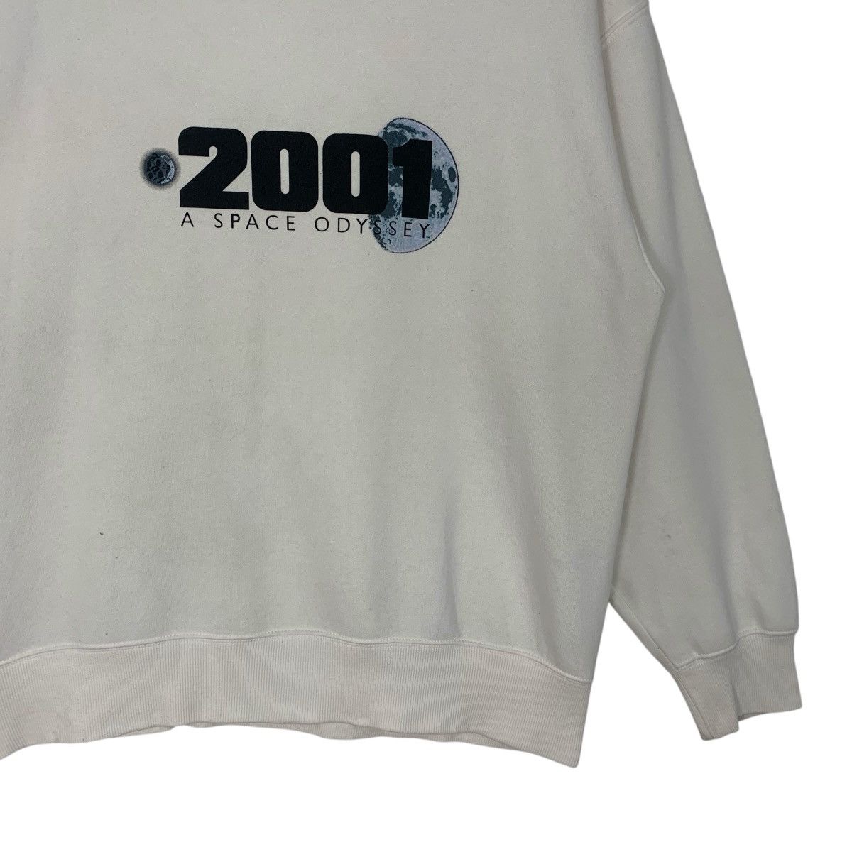 GU × Uniqlo Movie Uniqlo Gu JapaneseBrand Space odysey 2001 Sweatshirt Size US M / EU 48-50 / 2 - 4 Thumbnail