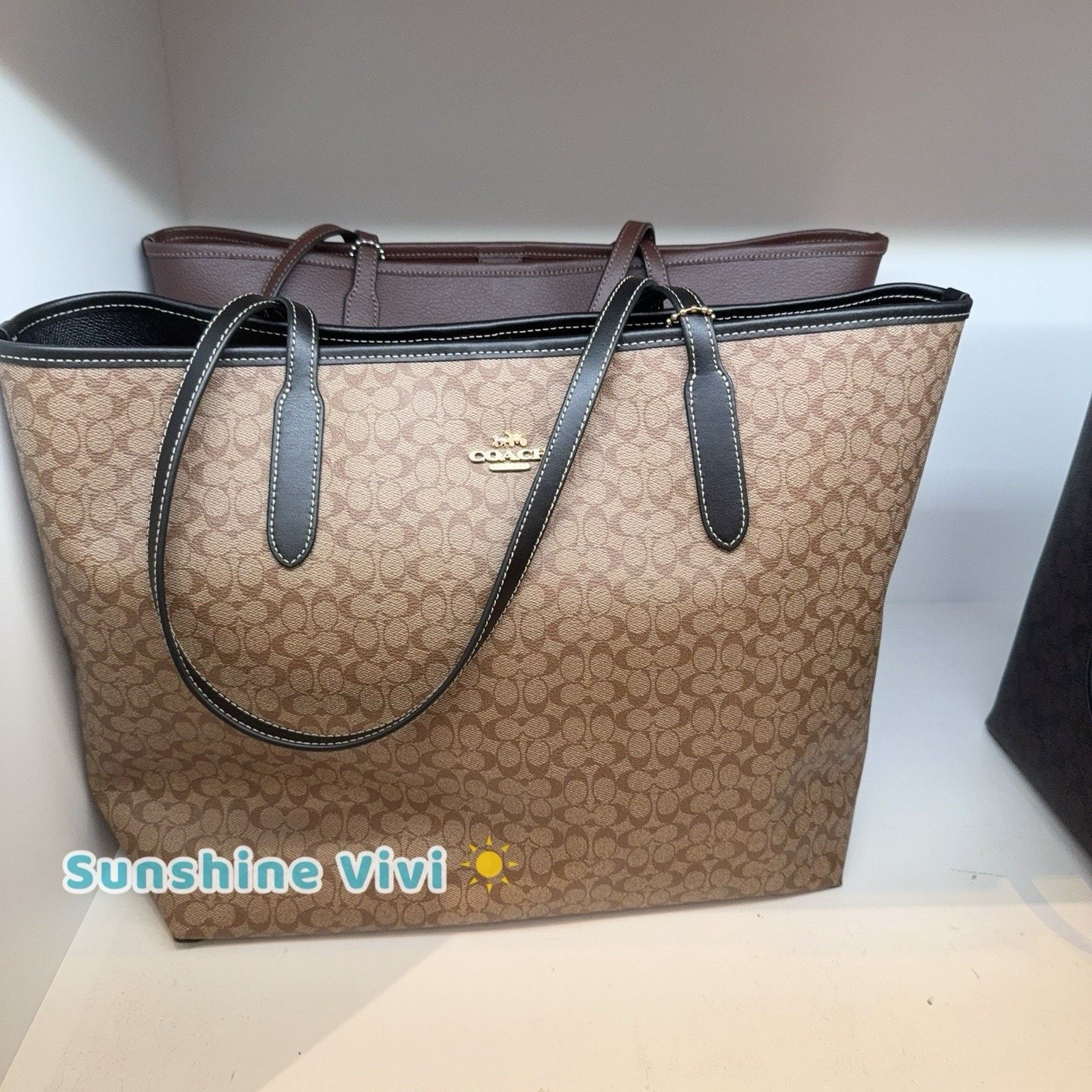 Coach NWT Coach CJ942 City Tote Khaki Brown Black Leather Bag Size ONE SIZE - 1 Thumbnail