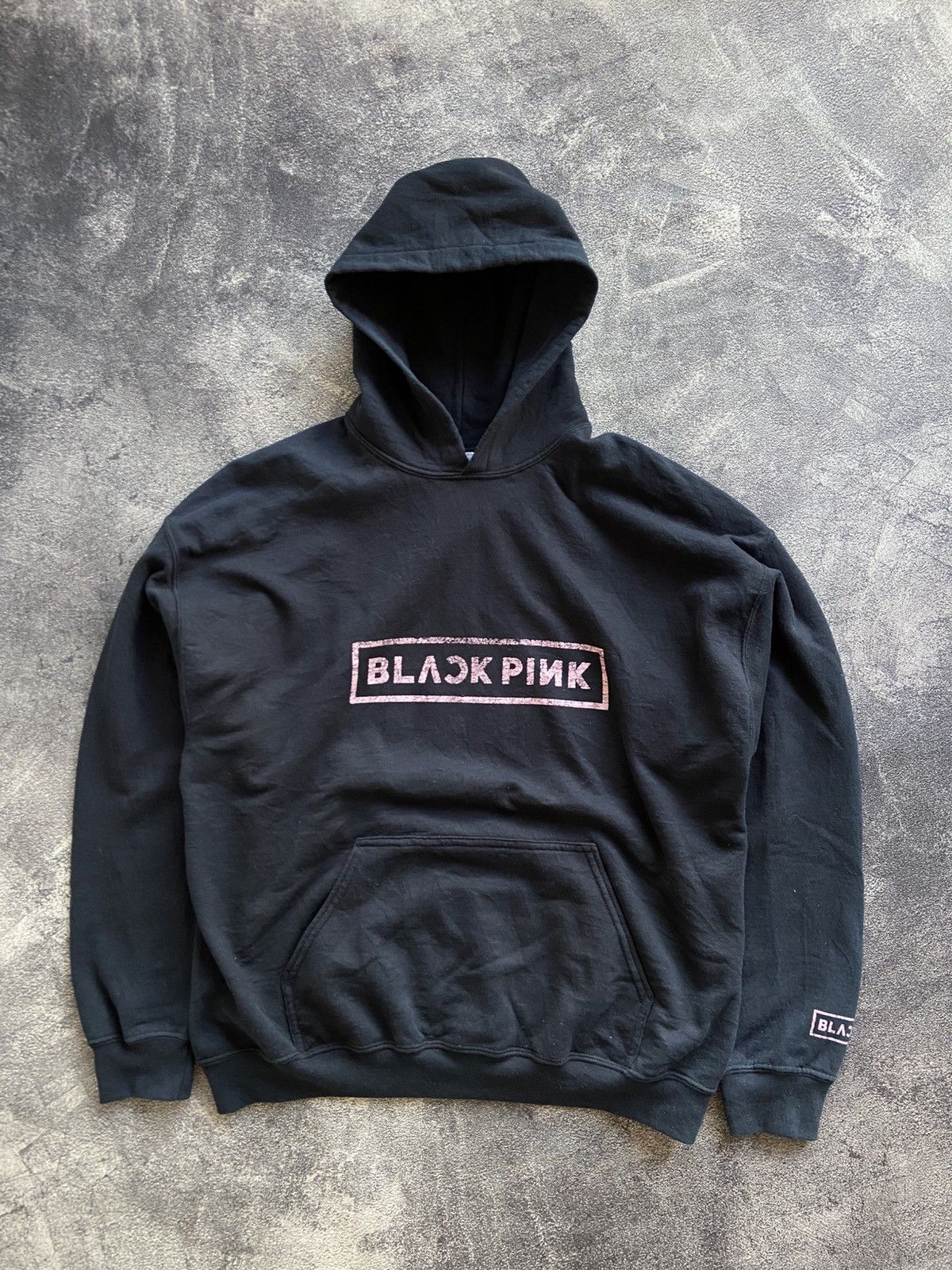 Band Tees Black Pink K-Pop Animation Hoodies Size US XL / EU 56 / 4 - 1 Thumbnail