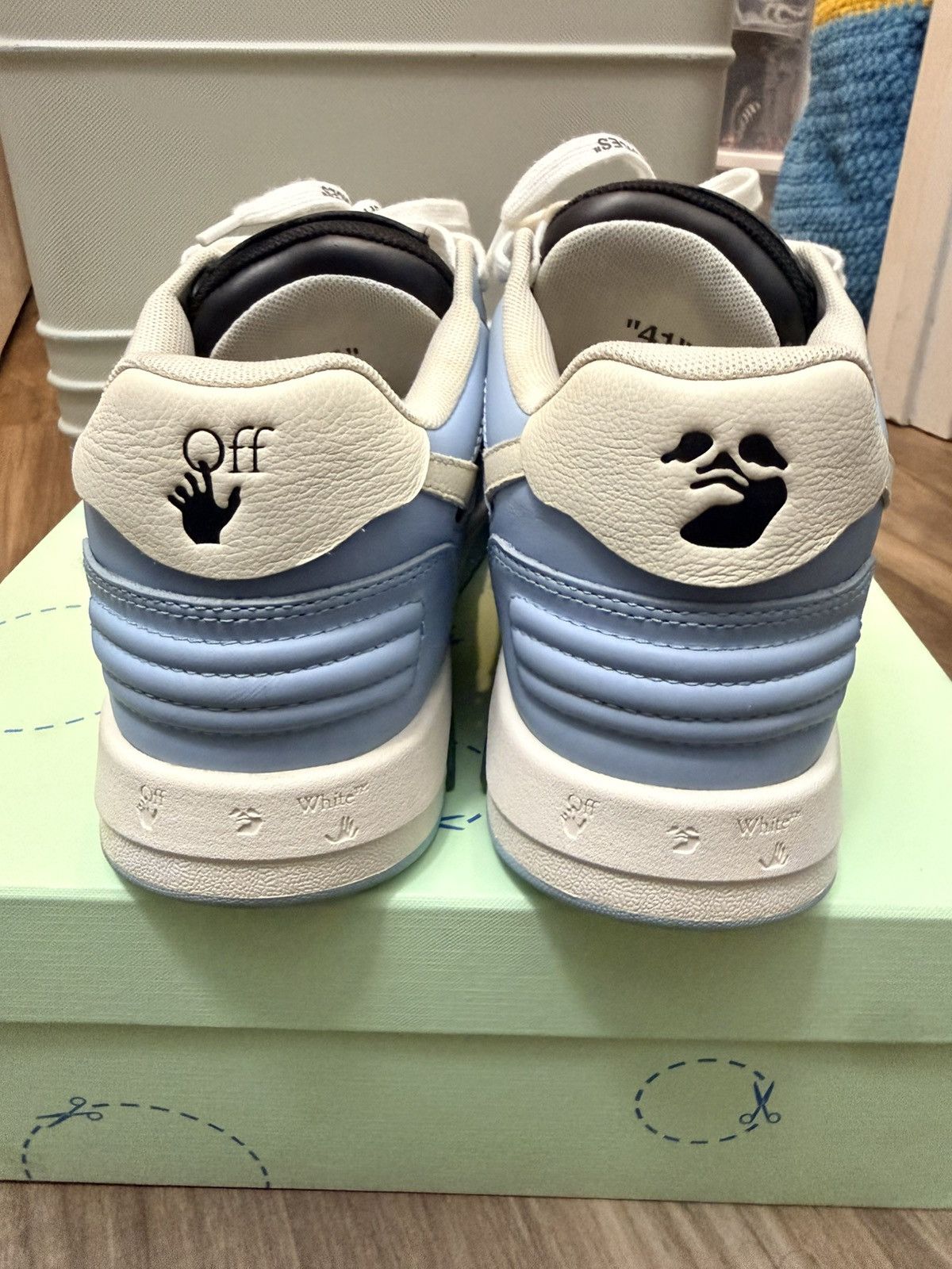 Off-White Out of office Low-top Size US 8 / EU 41 - 4 Thumbnail