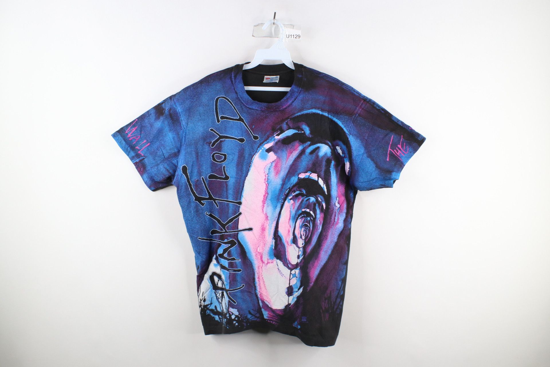 Vintage Vintage 90s All Over Print The Wall Pink Floyd Band T-Shirt Size US L / EU 52-54 / 3 - 1 Thumbnail