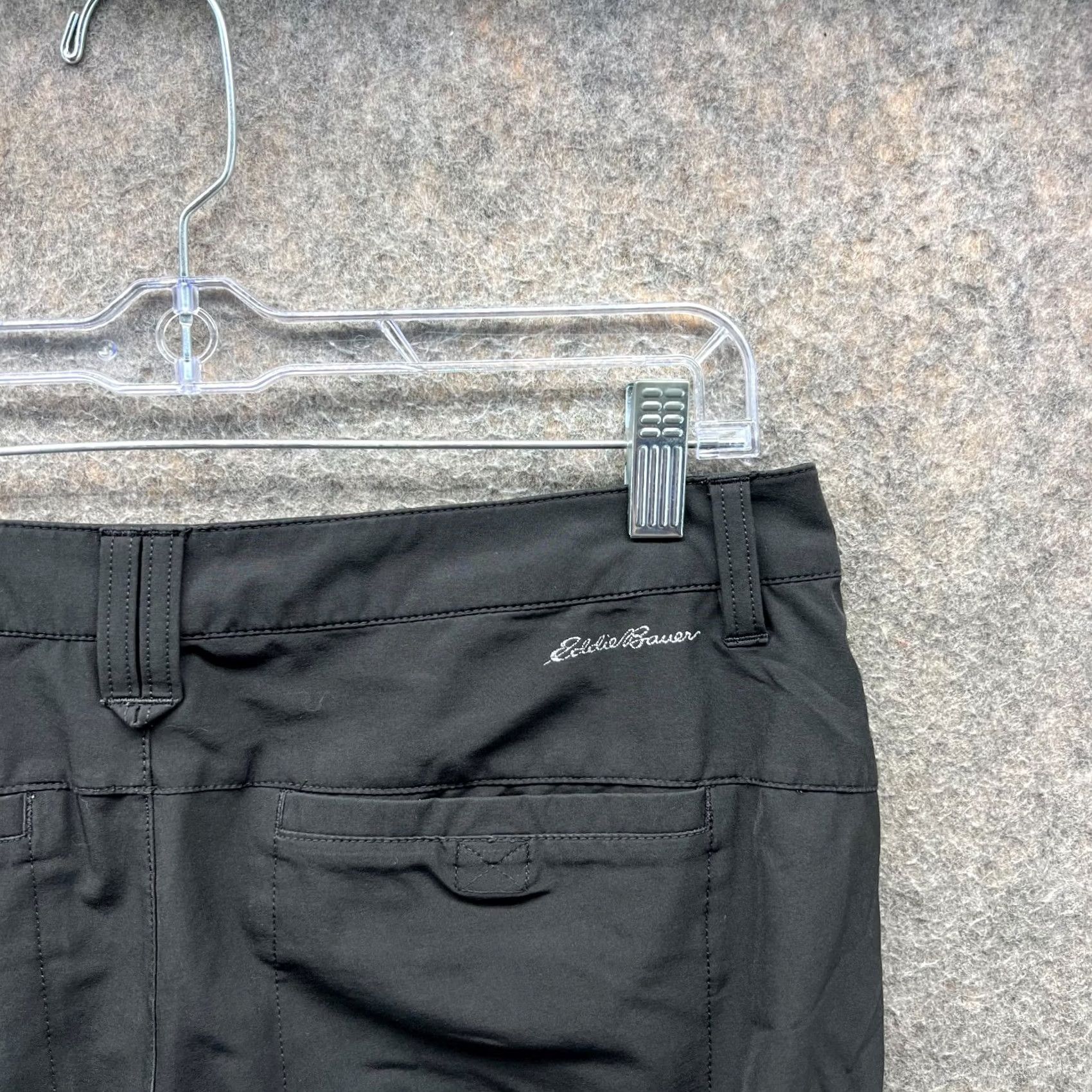 Eddie Bauer Eddie Bauer Pants Womens 6 Black Capri Lightweight Stretch Outdoor Hiking Ascent Capri Pants Women 6 Black Outdoor Hiking Lightweight Stretch Size 28" / US 6 / IT 42 - 4 Thumbnail