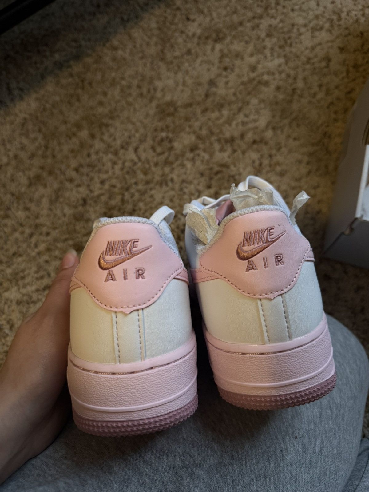 Nike Air Force 1 “ White Pink Foam” GS Size US 8.5 / IT 38.5 - 2 Thumbnail