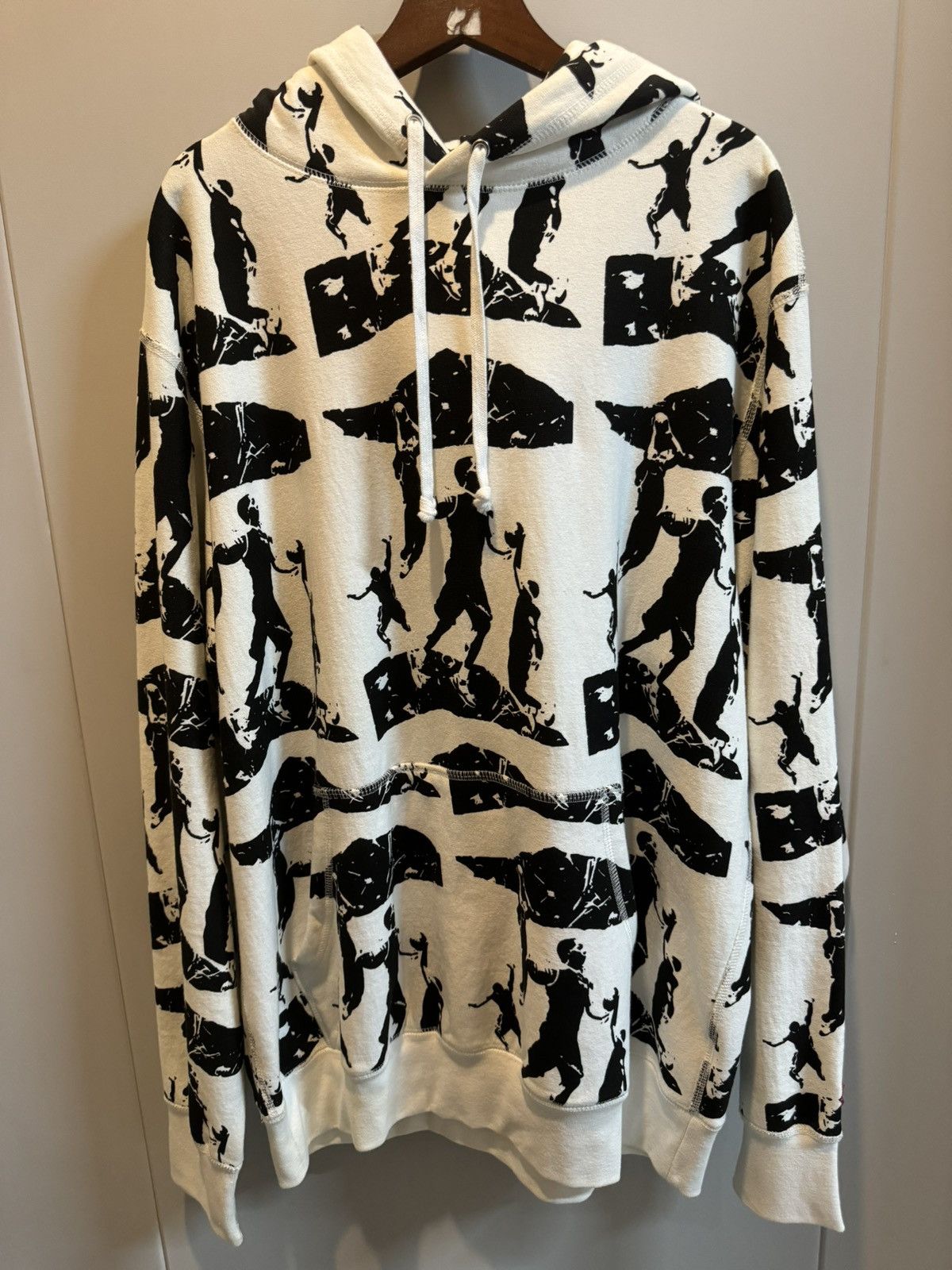 Undefeated UNDEFEATED BASKETBALL HOODIE Size US L / EU 52-54 / 3 - 1 Thumbnail