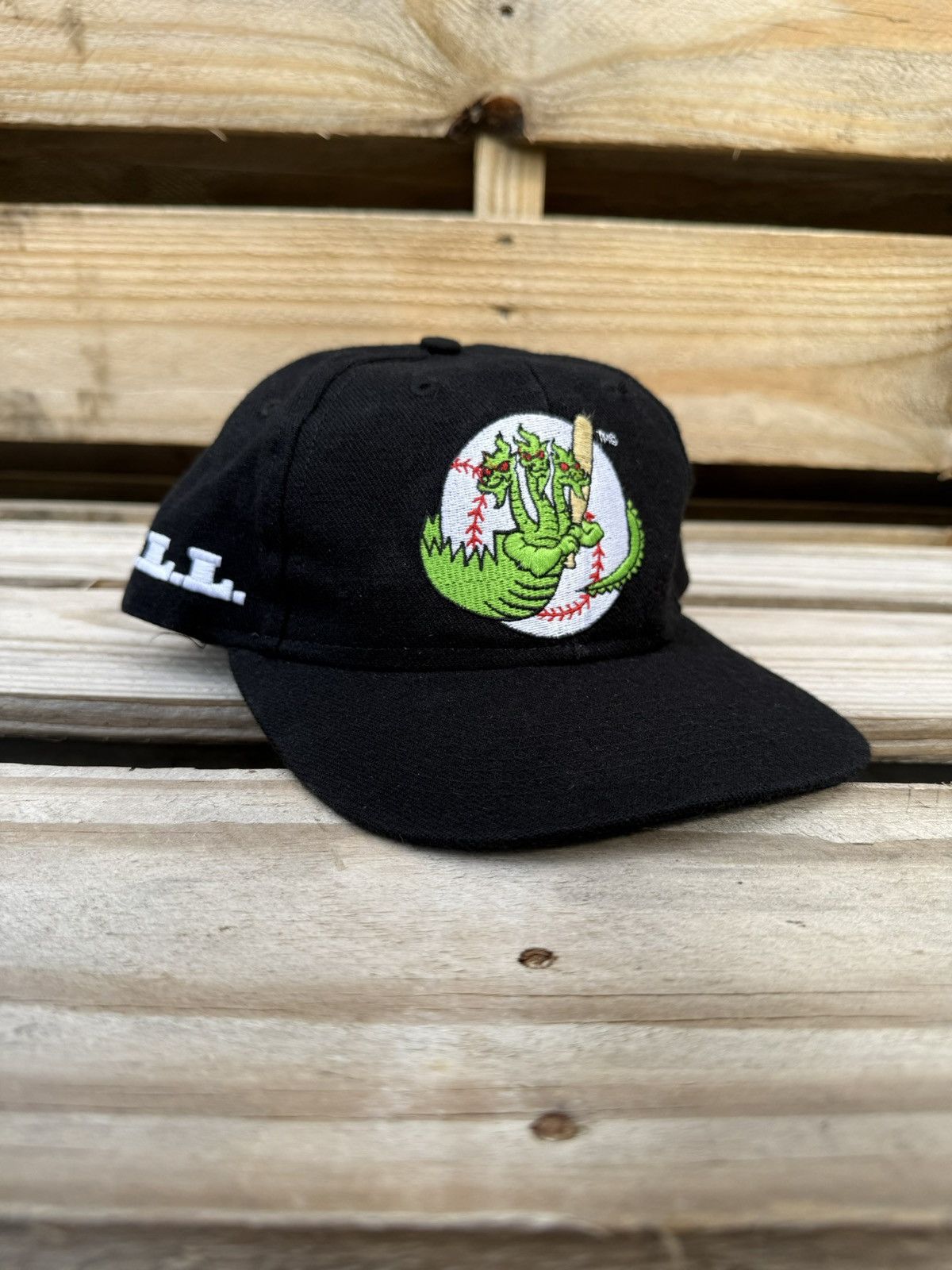 Vintage Vintage Beijing Hydra Baseball SnapBack Hat Size ONE SIZE - 2 Thumbnail