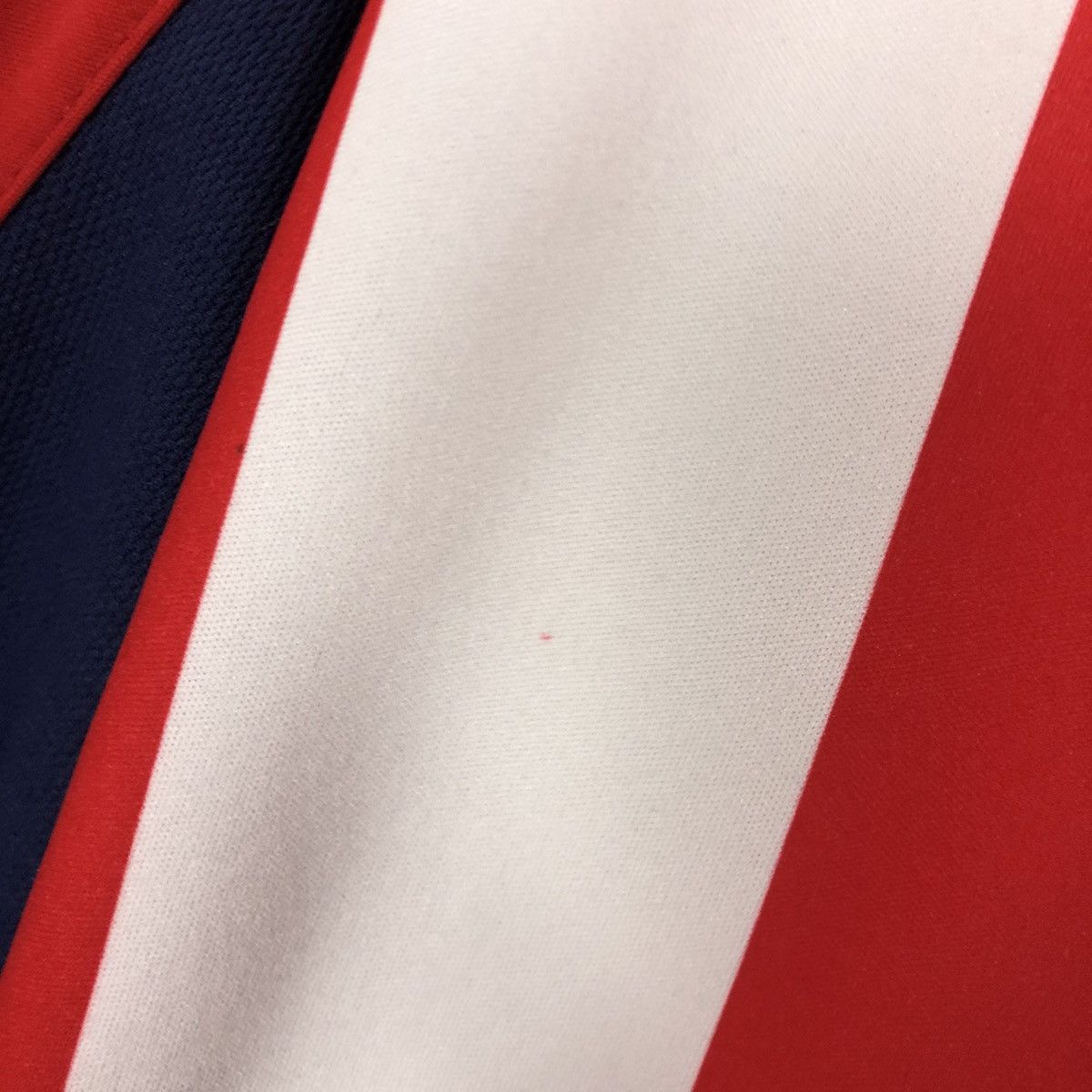 Other Retro copy Chivas De Guadalajara 2004 2005 home jersey Size US M / EU 48-50 / 2 - 4 Thumbnail