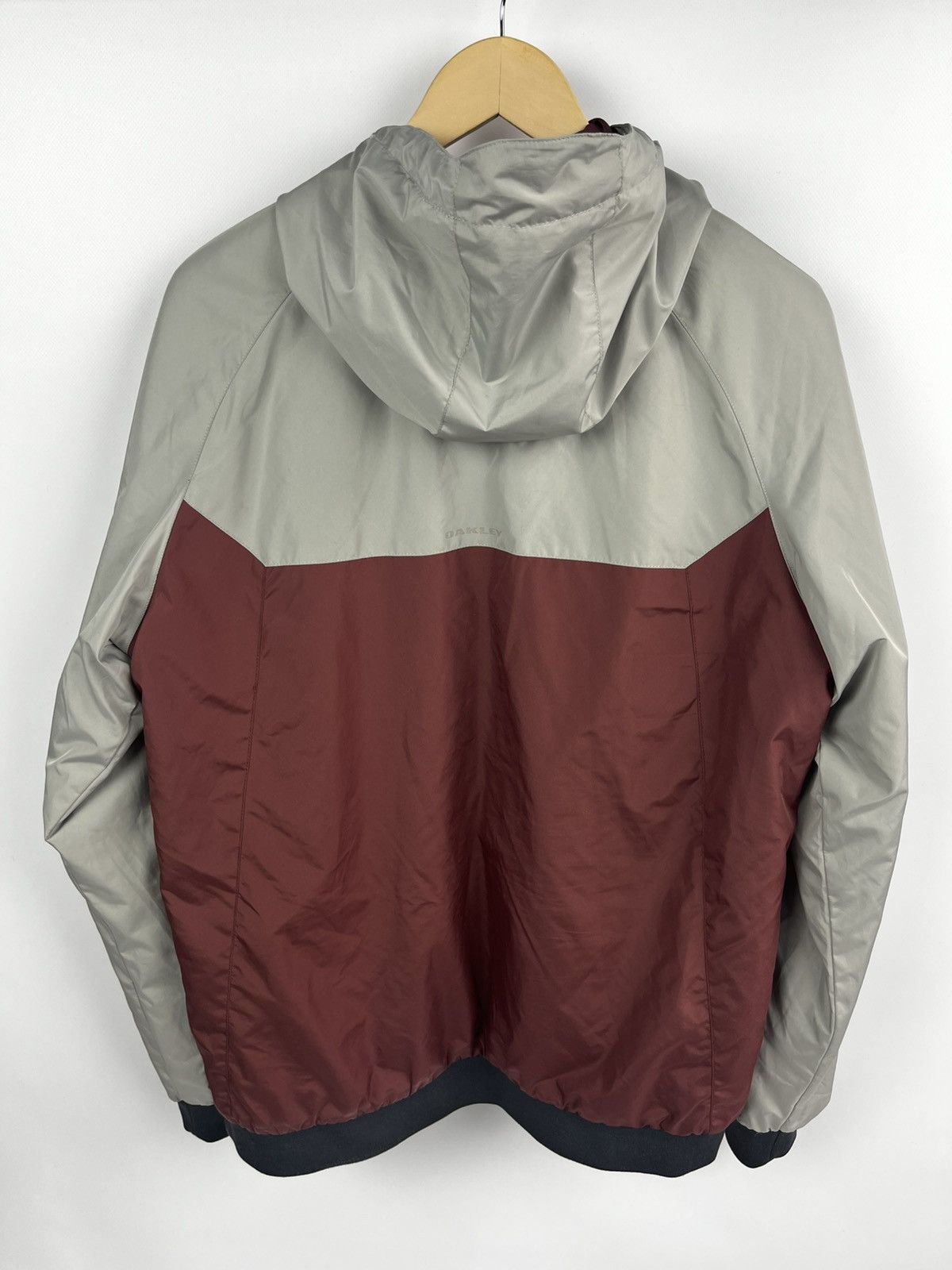 Oakley Oakley mens jacket size m Size US M / EU 48-50 / 2 - 9 Thumbnail