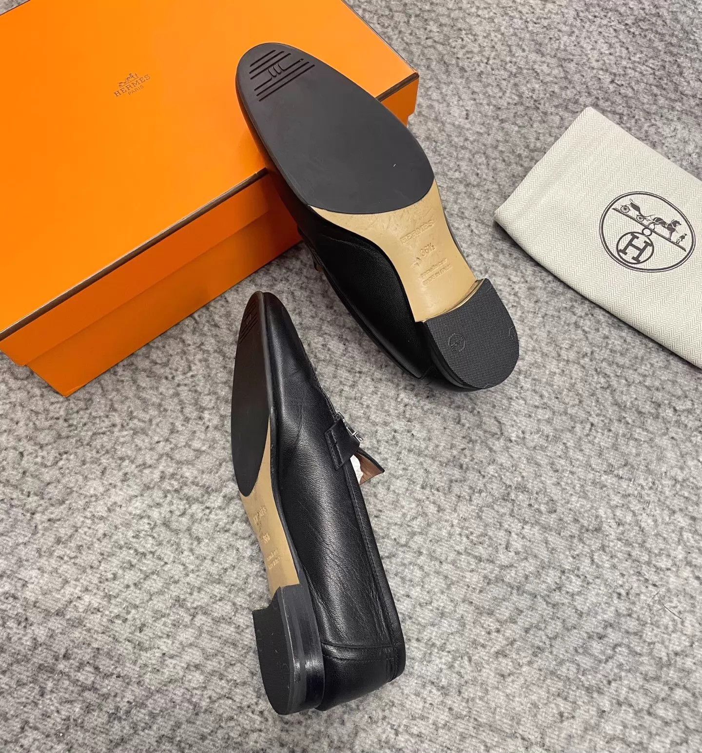 Hermes Hermes H Buckle Flat Leather Shoes Black & Silver Size US 6 / IT 36 - 4 Thumbnail