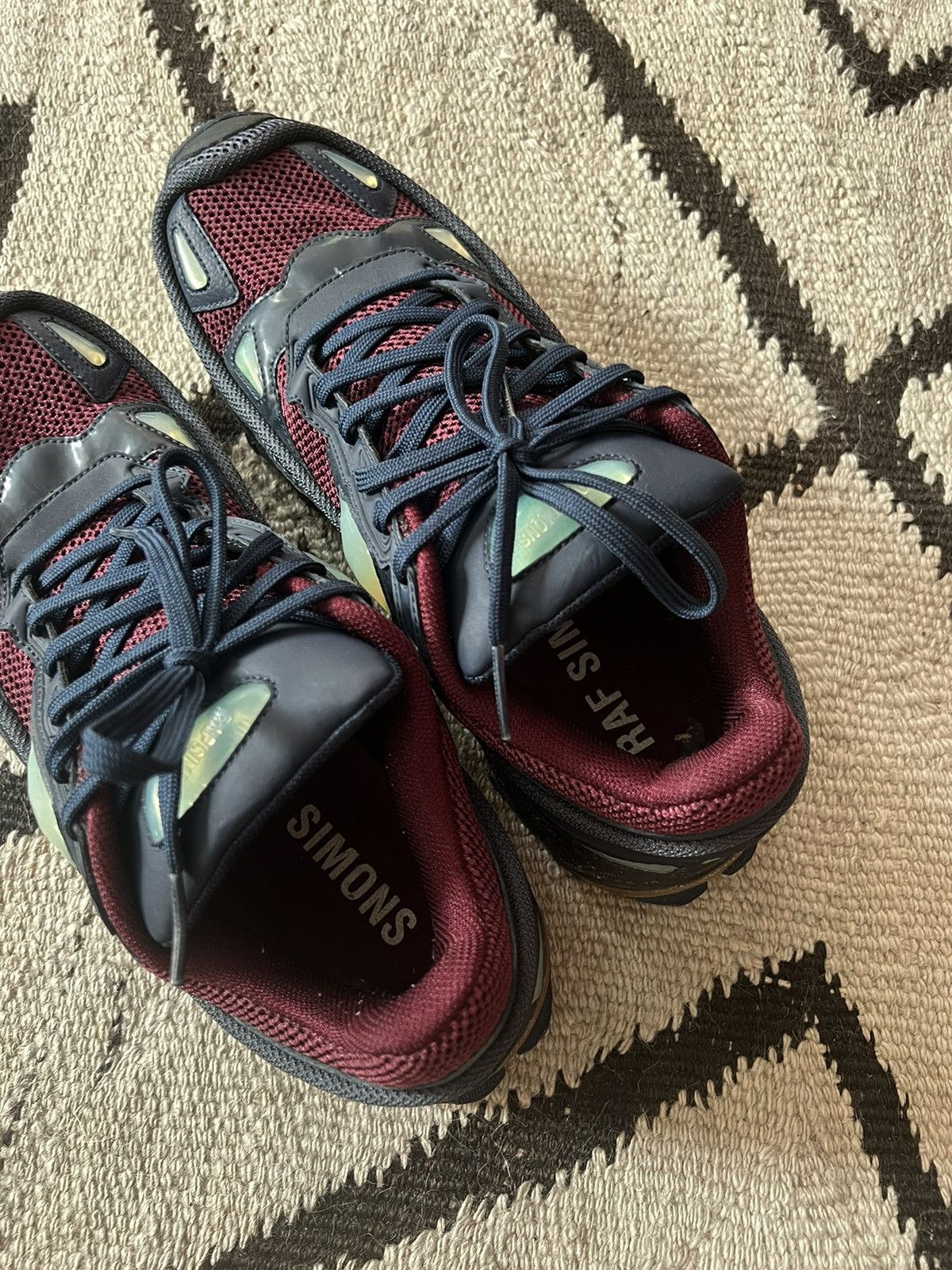 Raf Simons Raf Simons Adidas 2013 response 2 burgundy Size US 11 / EU 44 - 3 Thumbnail