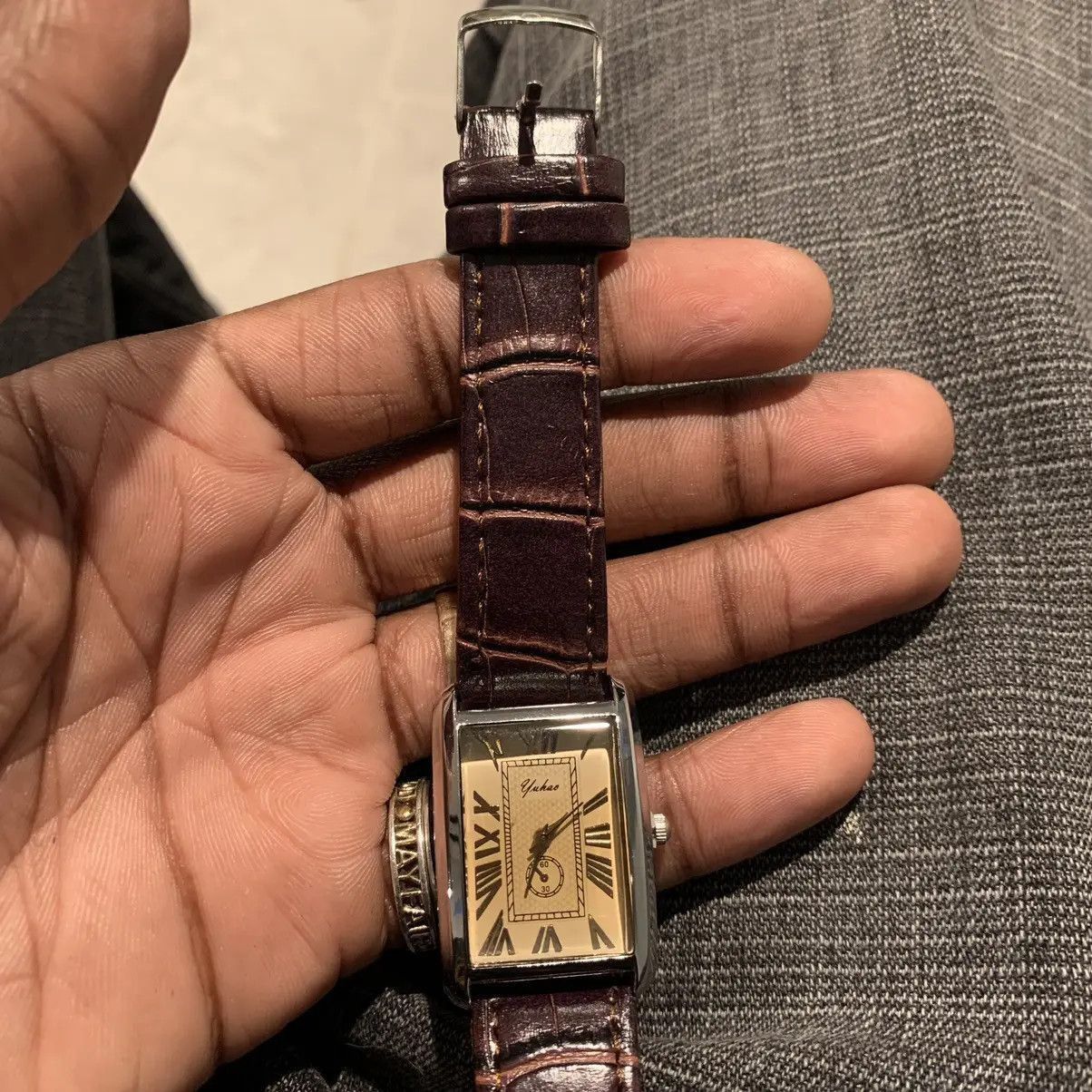 Vintage Vintage 90s vintage retro luxury style gold leather watch Size ONE SIZE - 5 Thumbnail
