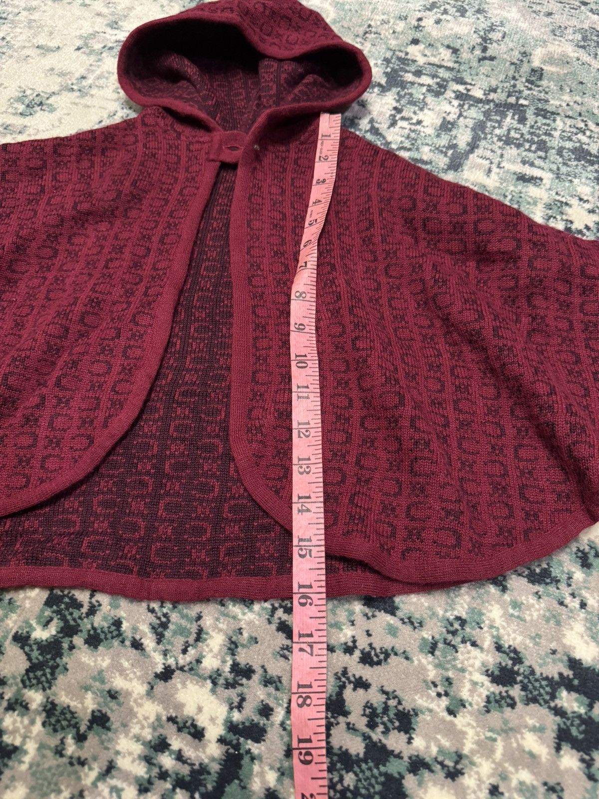 Celine CELINE HOODED CAPE SCARF BABY SIZE 90 Size US XXS / EU 40 - 3 Thumbnail