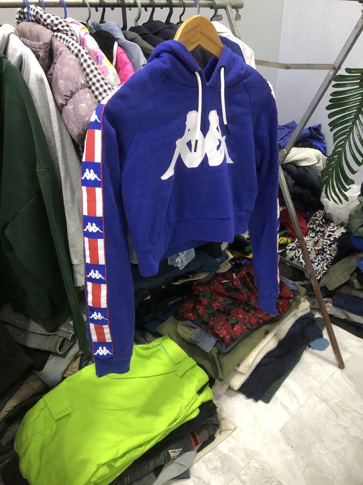 Kappa Fall/Winter 2019 Kappa LA Berry Cropped Hoodie Size XS / US 0-2 / IT 36-38 - 3 Thumbnail